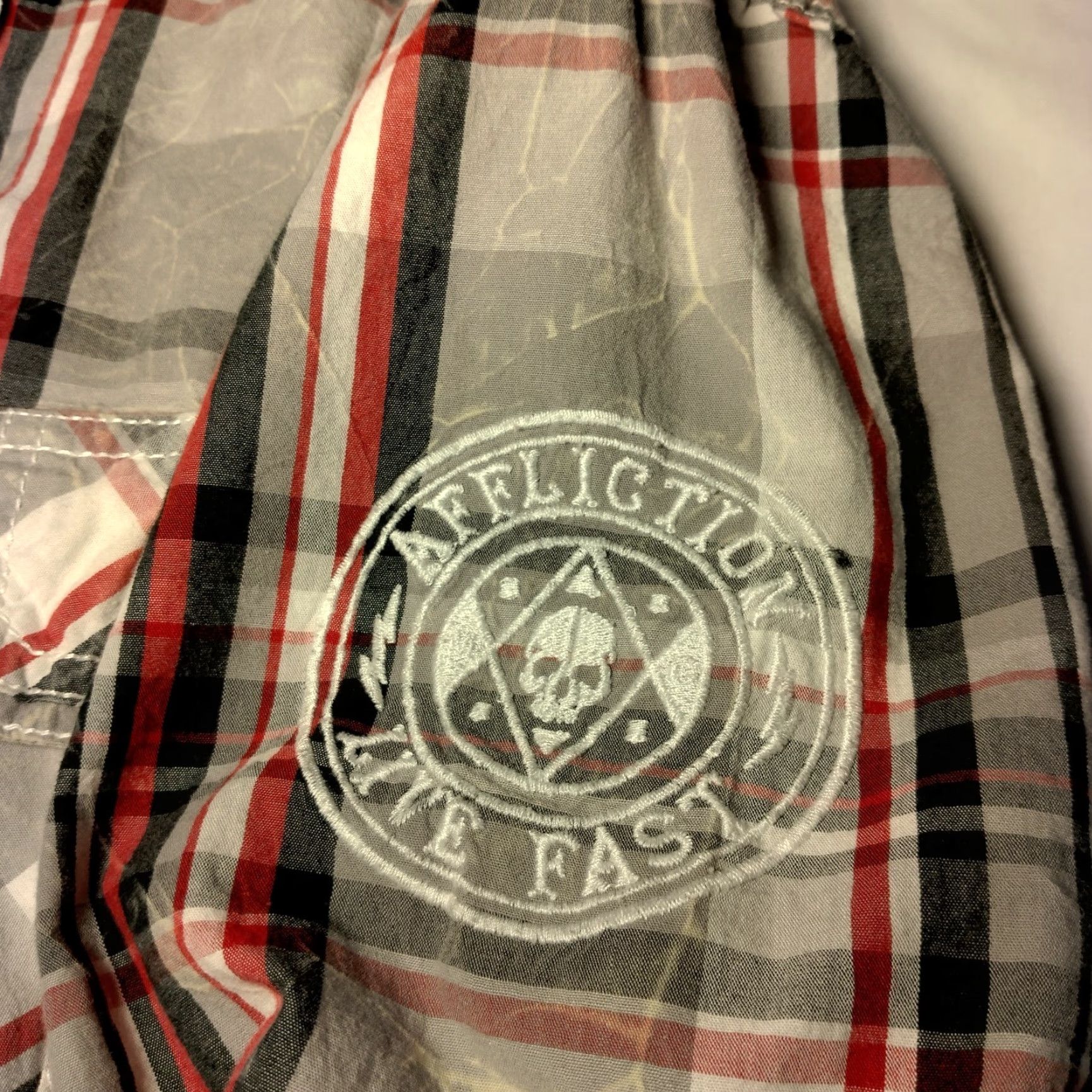 Affliction Affliction Black Premium Shirt Medium Gray Red Black Plaid Button Embroidered Size US M / EU 48-50 / 2 - 4 Thumbnail