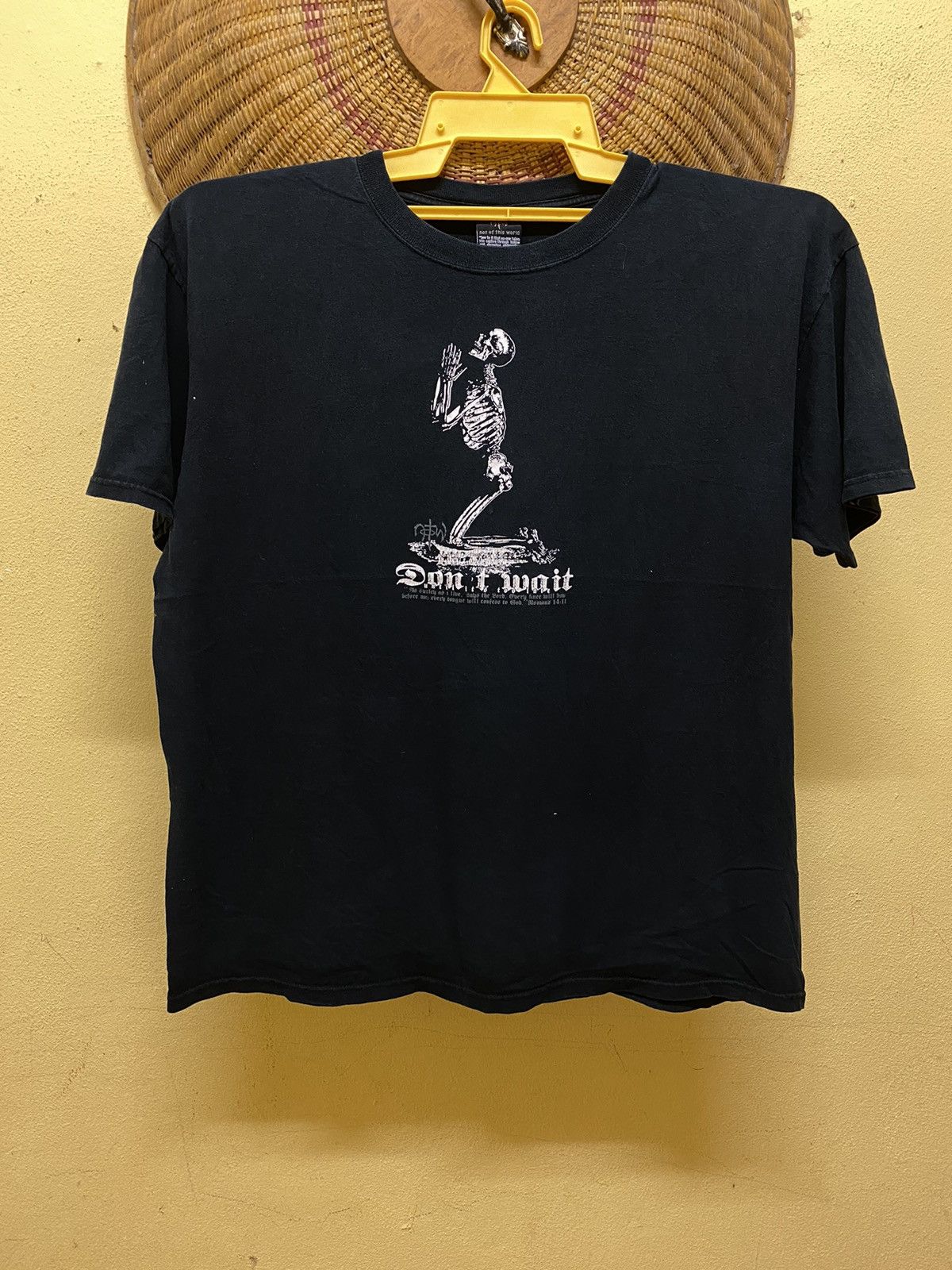 Other Vtg 00’s Not of This World ‘’ dont wait'’ jesus Christ Size US XL / EU 56 / 4 - 1 Thumbnail