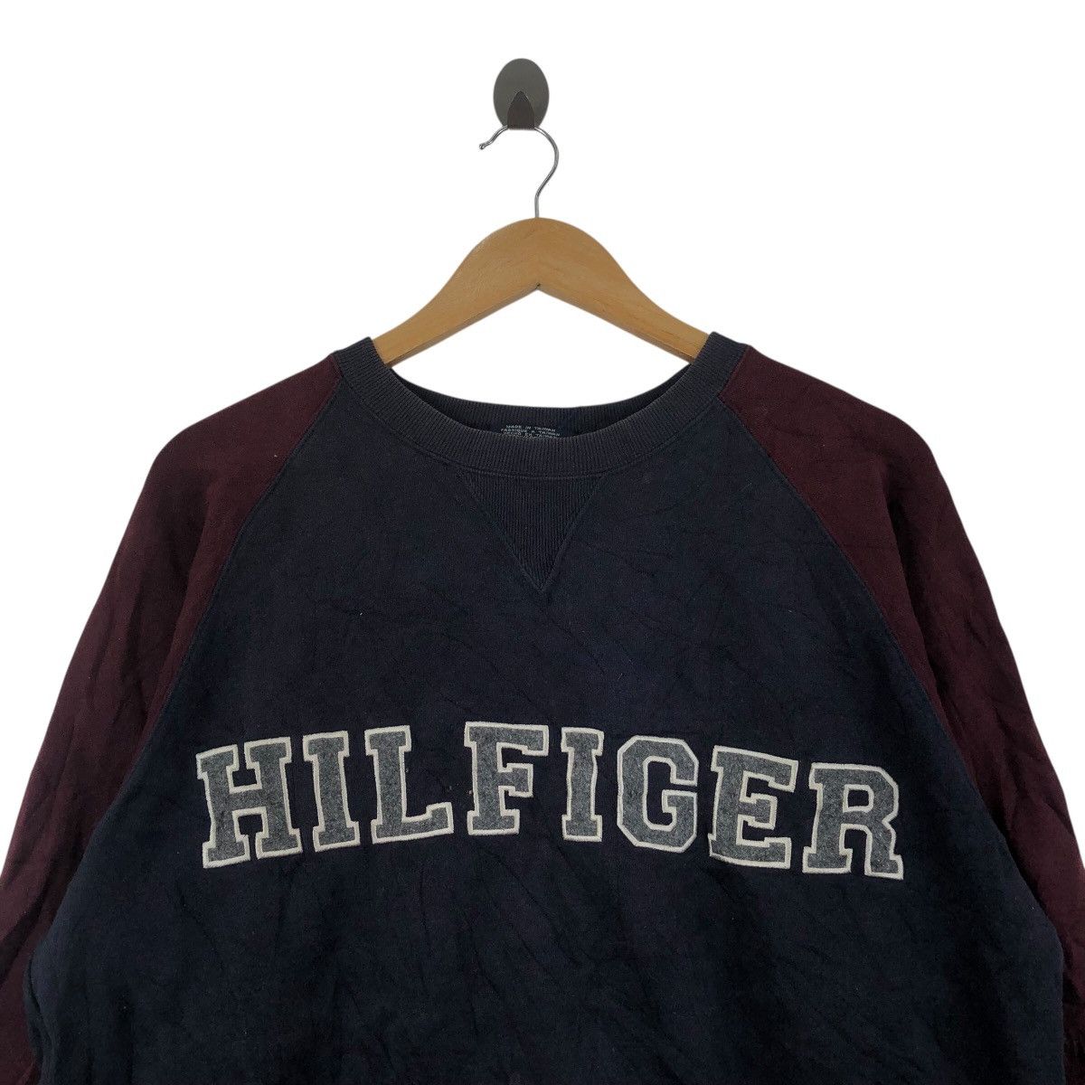 Tommy Hilfiger TOMMY HILFIGER Logo Sweatshirt Classic Crewneck Pullover Size US M / EU 48-50 / 2 - 2 Thumbnail