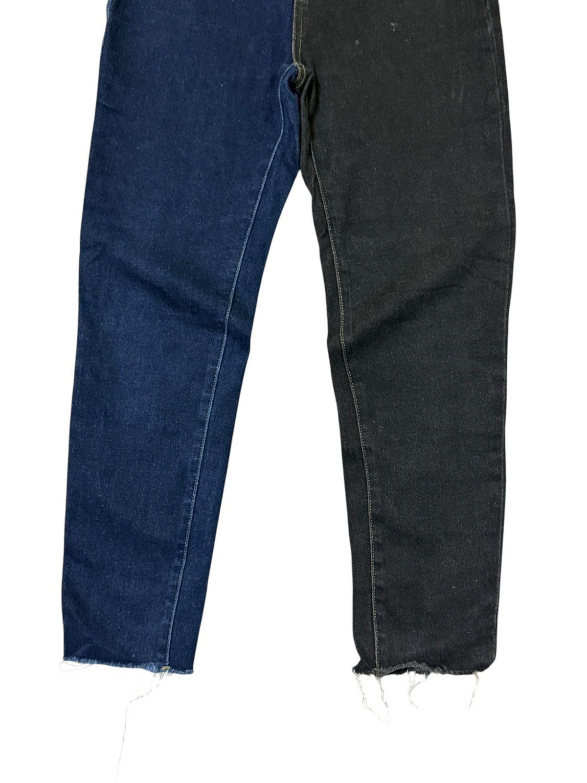 Designer × Japanese Brand SKINNY STRETCHED MONATRW RECONSTRUCTED DISTRESSED DENIM Size 24" / US 00 / IT 34 - 6 Thumbnail