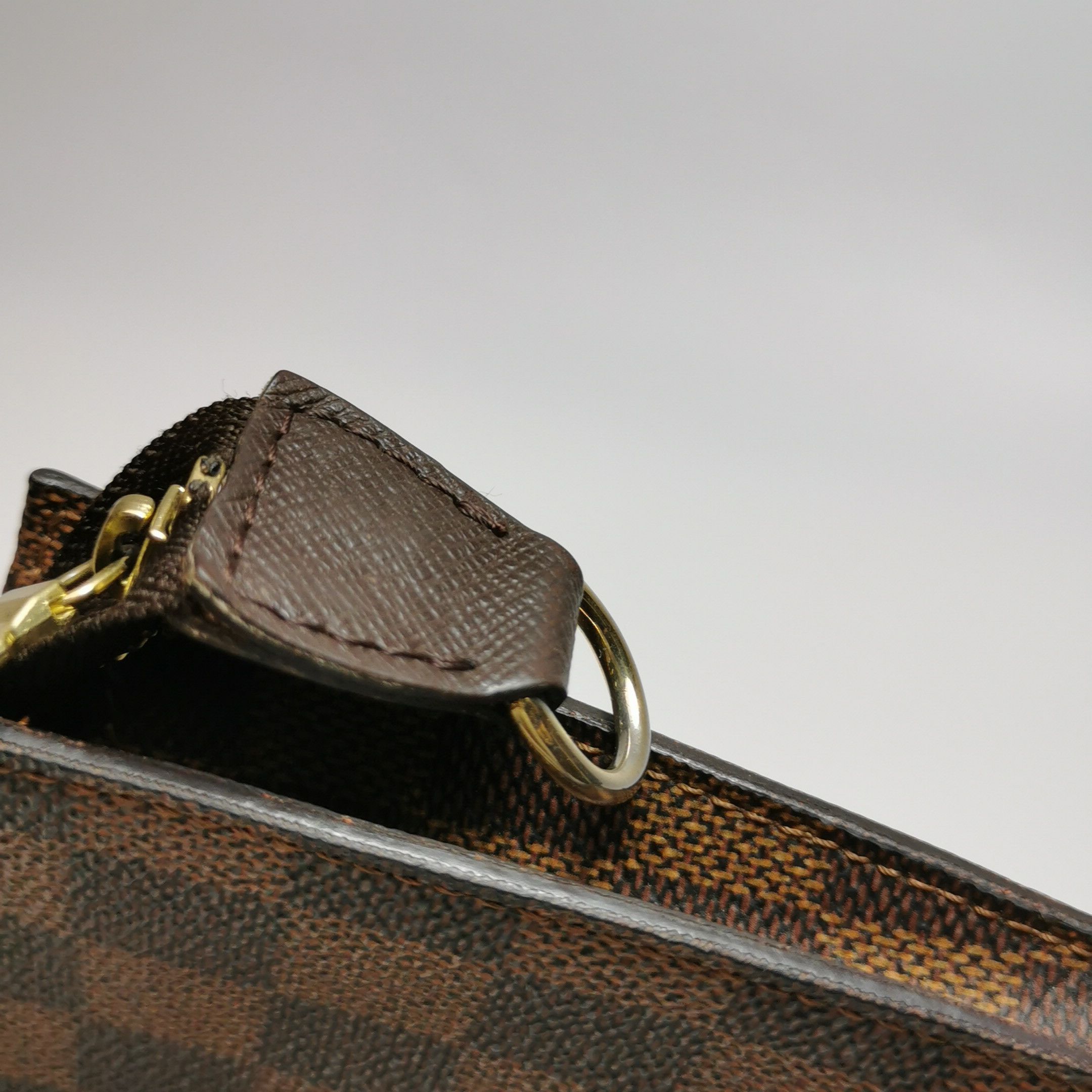 Louis Vuitton Louis Vuitton (LV) toiletry bag cowhide checkerboard second Size ONE SIZE - 7 Thumbnail