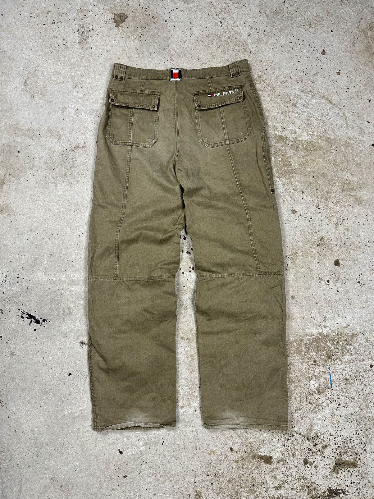 Tommy Hilfiger × Vintage Vintage Y2K Tommy Hilfiger Baggy Distressed Brown Pants Size US 31 - 2 Thumbnail