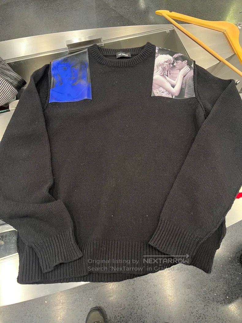 Raf Simons Raf Simons 19Aw blue velvet patch silhouette sweater Size US S / EU 44-46 / 1 - 1 Thumbnail