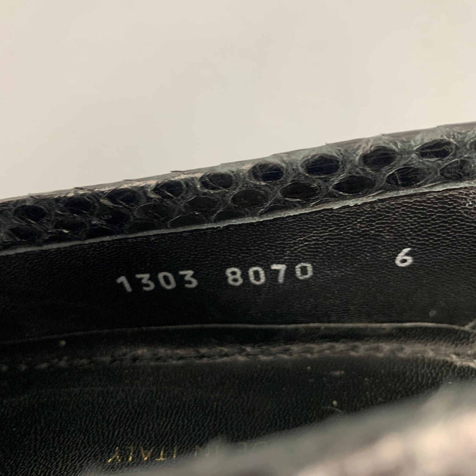 Dolce & Gabbana DOLCE & GABBANA Black Textured Leather Slip On Loafers Size US 7 / EU 40 - 7 Thumbnail