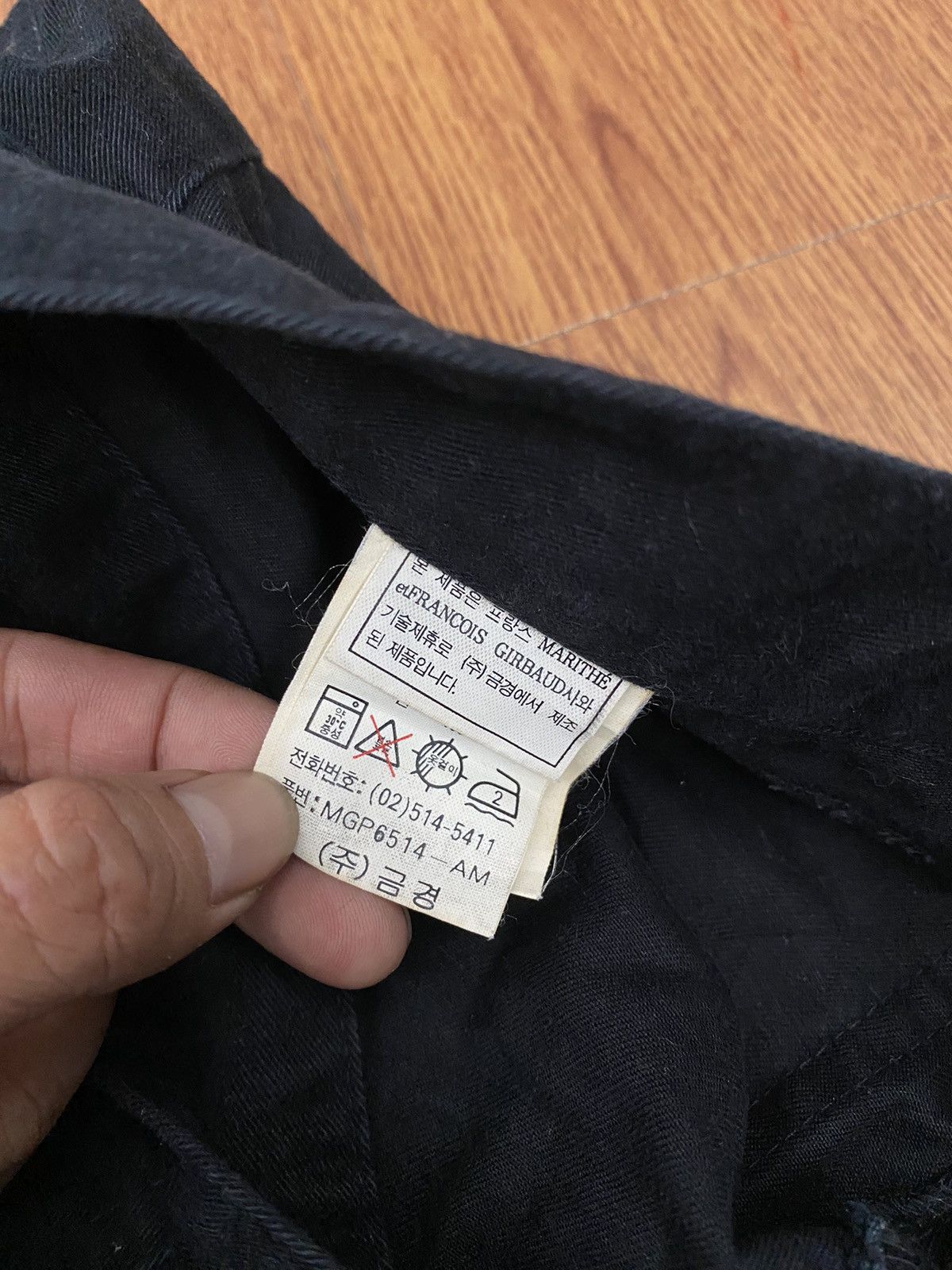 Marithe + Francois Girbaud Marithe Francois Girbaud the stone washed black cargo pants Size US 30 / EU 46 - 7 Thumbnail