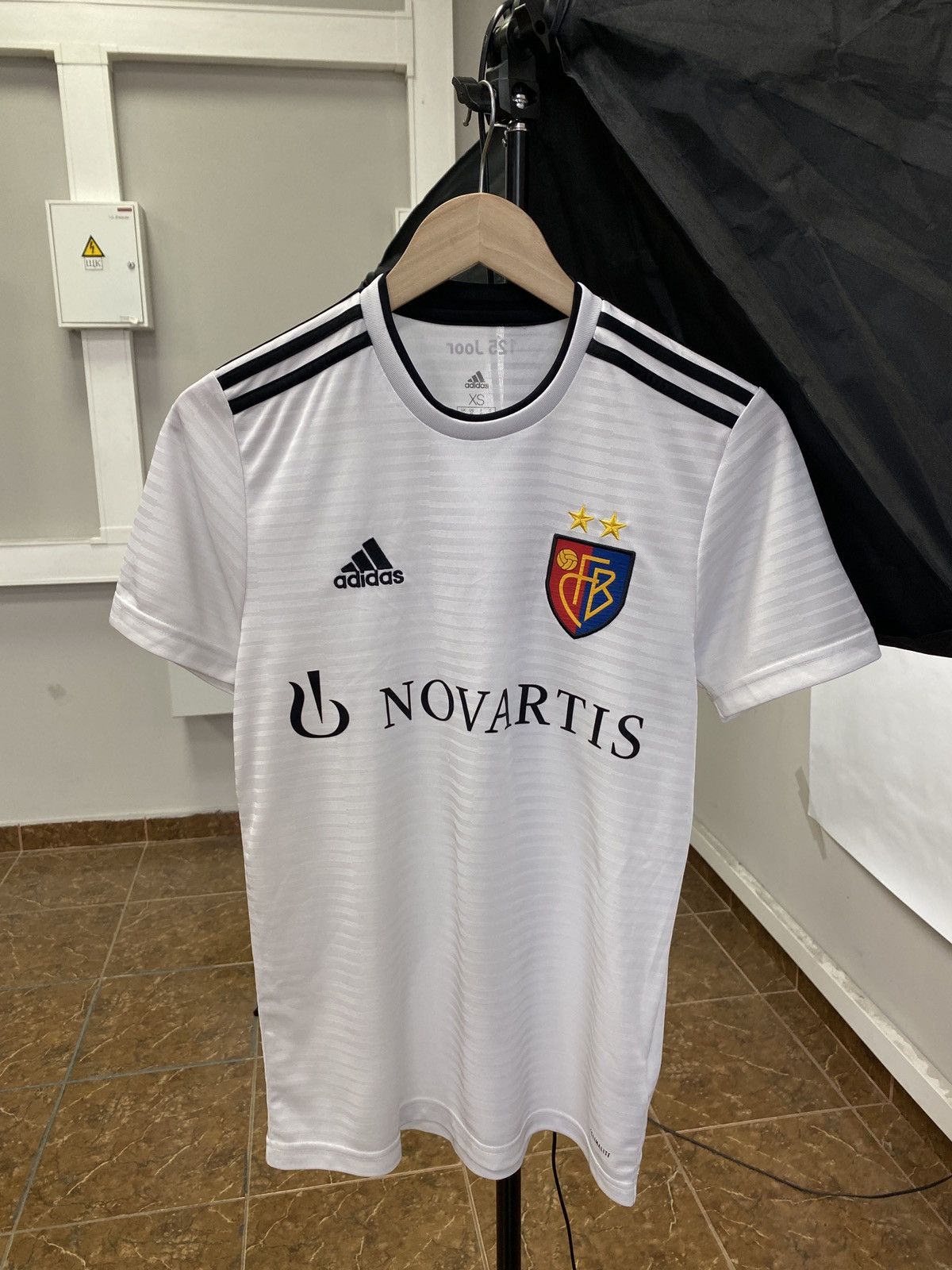 Adidas 🇨🇭 Adidas Basel 2018 Jersey Soccer T-Shirt Blokecore Y2K Size US S / EU 44-46 / 1 - 1 Thumbnail