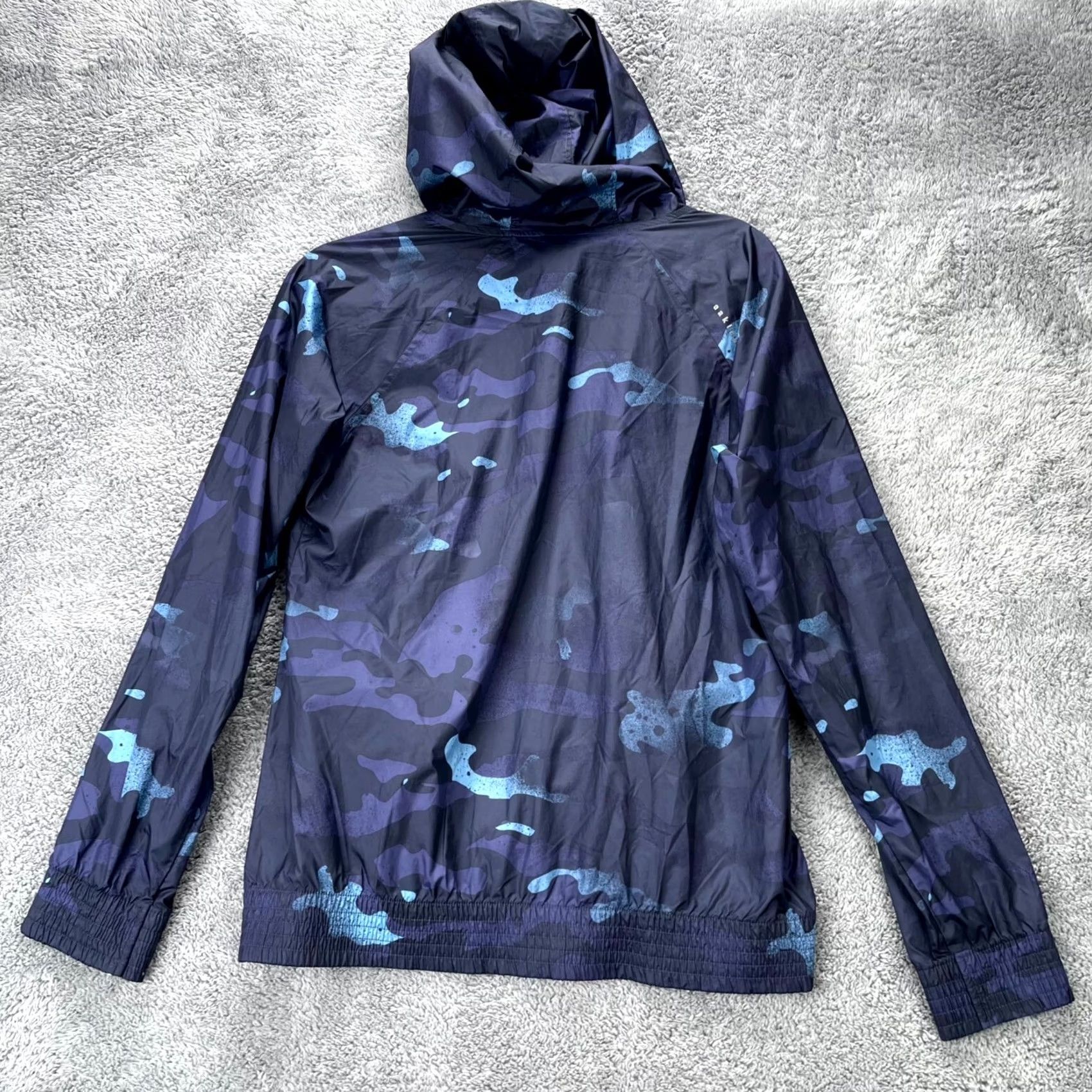 Oakley VINTAGE Oakley Jacket Mens Medium Blue Camo Windbreaker Hooded Full Zip Short Coat Cold Weather Outdoor Coat Mens Size US M / EU 48-50 / 2 - 6 Thumbnail