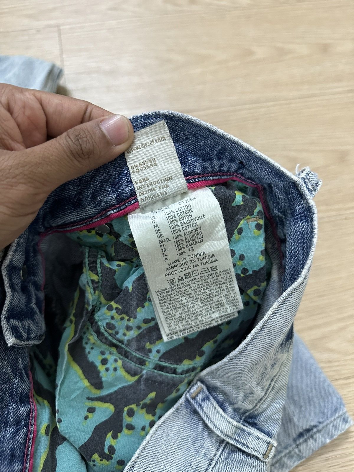 Designer × Diesel Vintage Y2K Diesel Regular Straight High Waist Baggy Jeans Size 23" - 11 Thumbnail