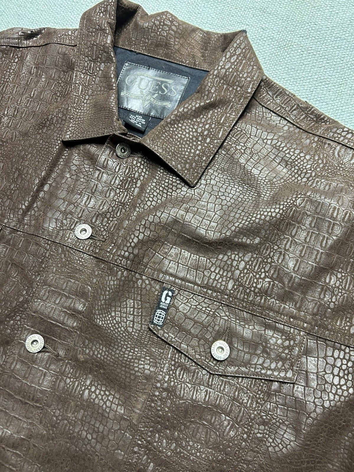 Vintage Guess faux snakeskin trucker jacket rayon cotton y2k XXL Size US XXL / EU 58 / 5 - 4 Thumbnail