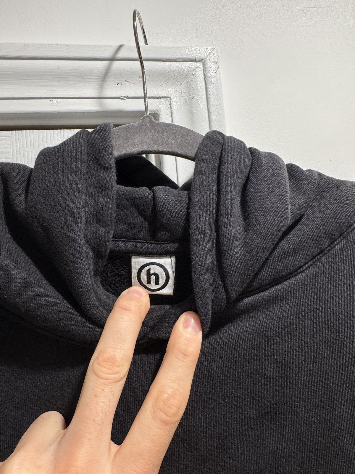 HIDDEN HIDDEN Tyre logo sweatshirt Size US XL / EU 56 / 4 - 3 Thumbnail