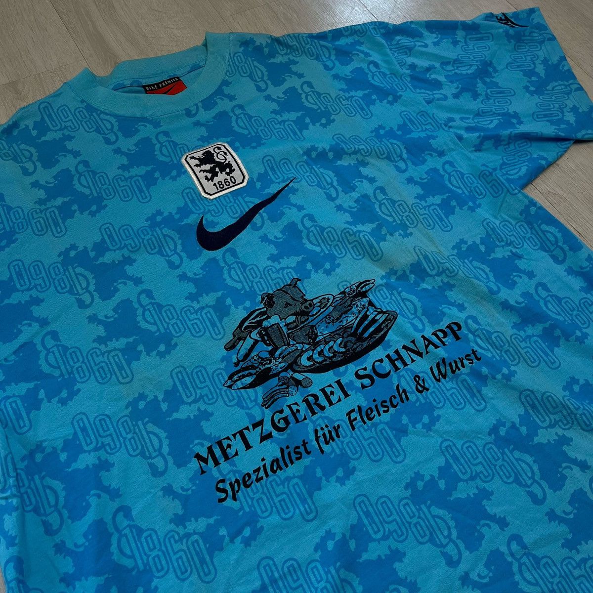 Nike Vintage 90s Nike Premier TSV Munchen center swoosh shirt Size US XL / EU 56 / 4 - 1 Thumbnail
