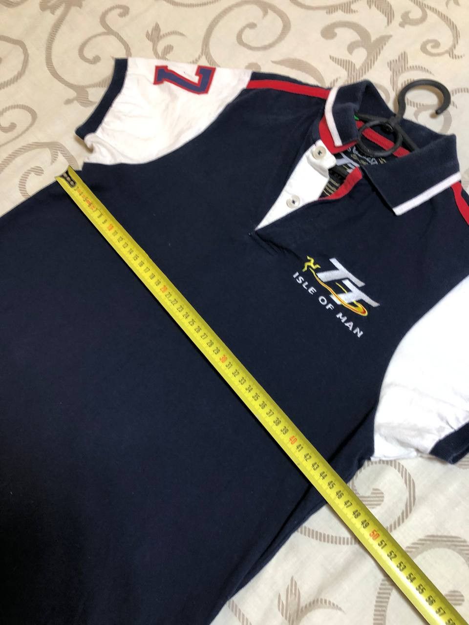 Vintage Official Isle of Man TT Races Navy Blue Polo Shirt Size US S / EU 44-46 / 1 - 9 Thumbnail