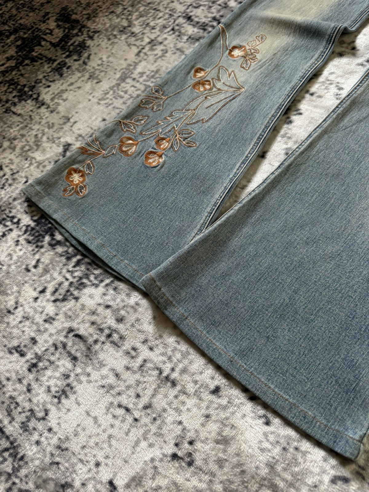 Japanese Brand Tornado Mart Embroidery Tribal Style Flare Japanese Denim Size 27" / US 4 / IT 40 - 9 Thumbnail