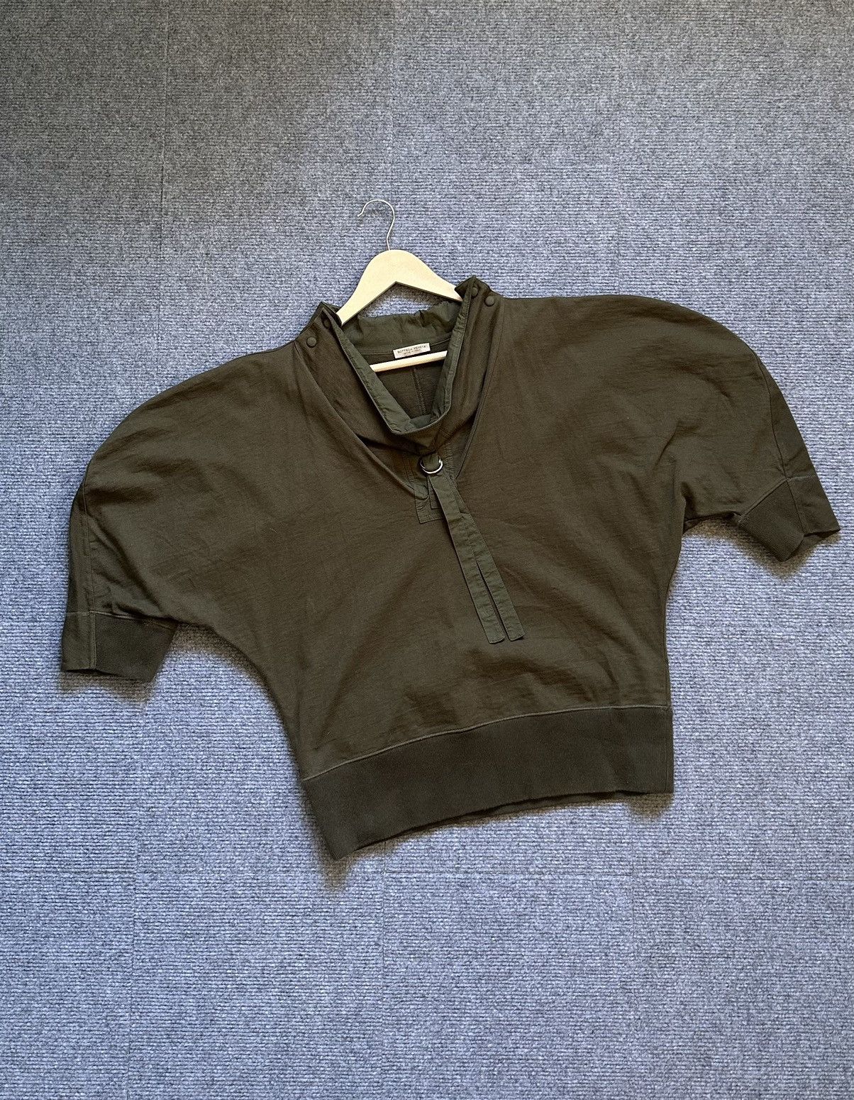 image of Bottega Veneta Sculptural Shoulders Sleeves in Olive, Women's (Size Medium)