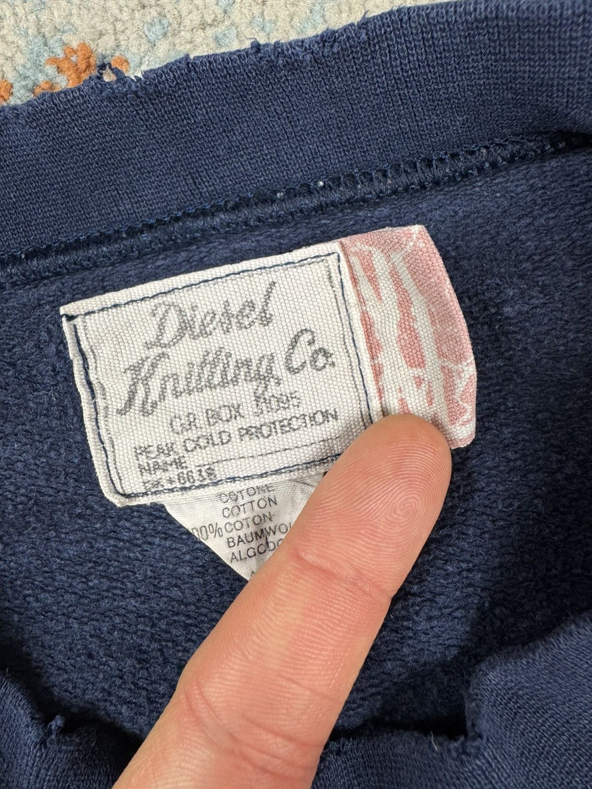 Diesel Vintage 90s Diesel slightly distressed baggy boxy sweatshirt Size US XL / EU 56 / 4 - 6 Thumbnail