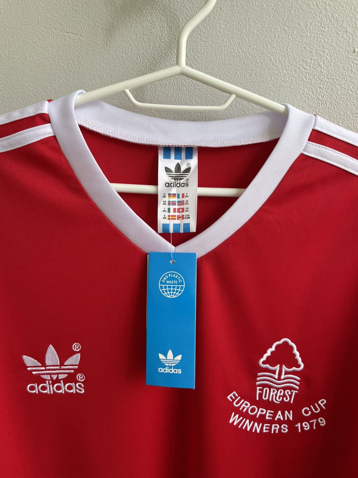 Vintage Nottingham Forest 1981 1982 Soccer Football Shirt REISSUE Size US XXL / EU 58 / 5 - 5 Thumbnail