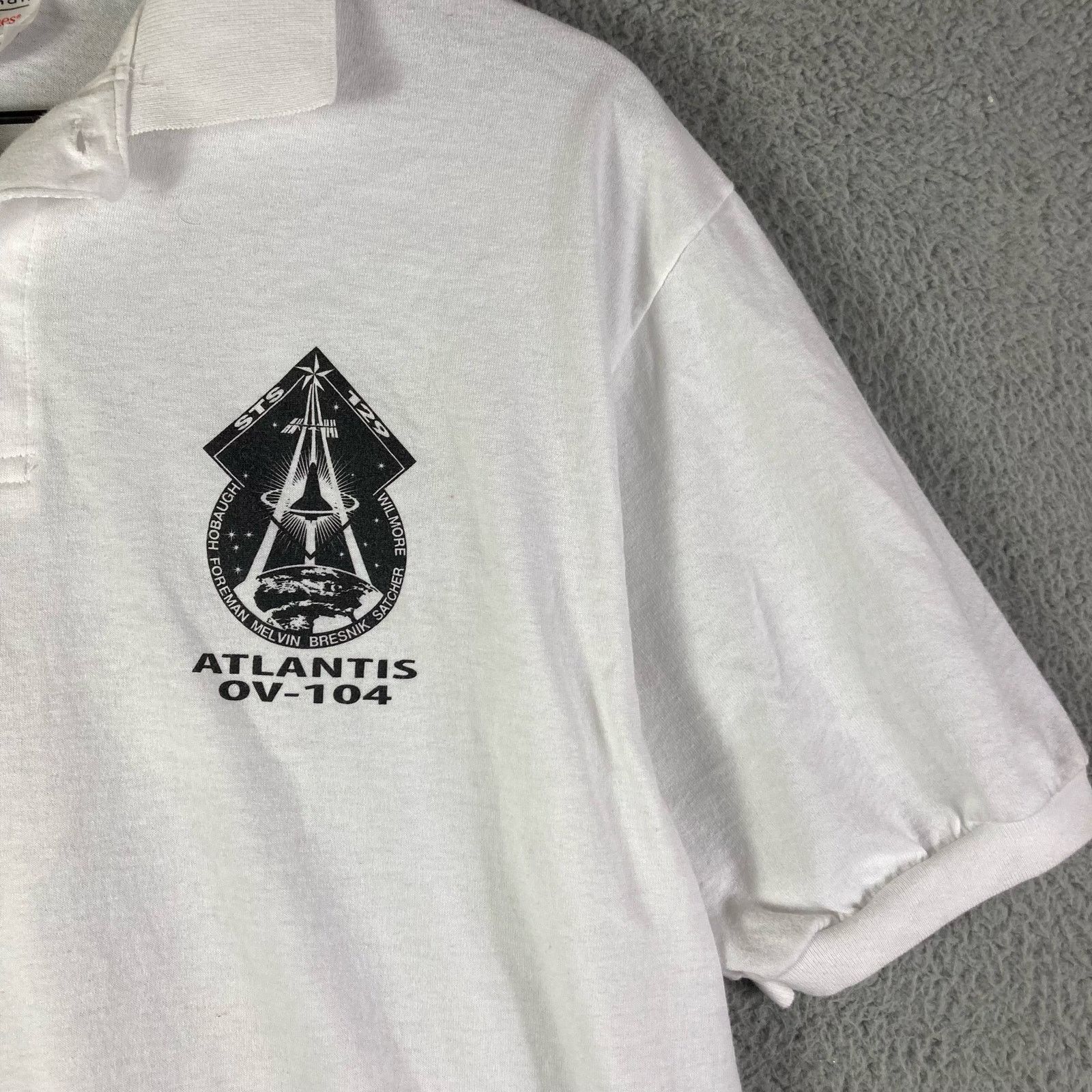 Hanes NASA STS-129 Atlantis Space Shuttle Shirt Mens Size Large Size US L / EU 52-54 / 3 - 7 Thumbnail