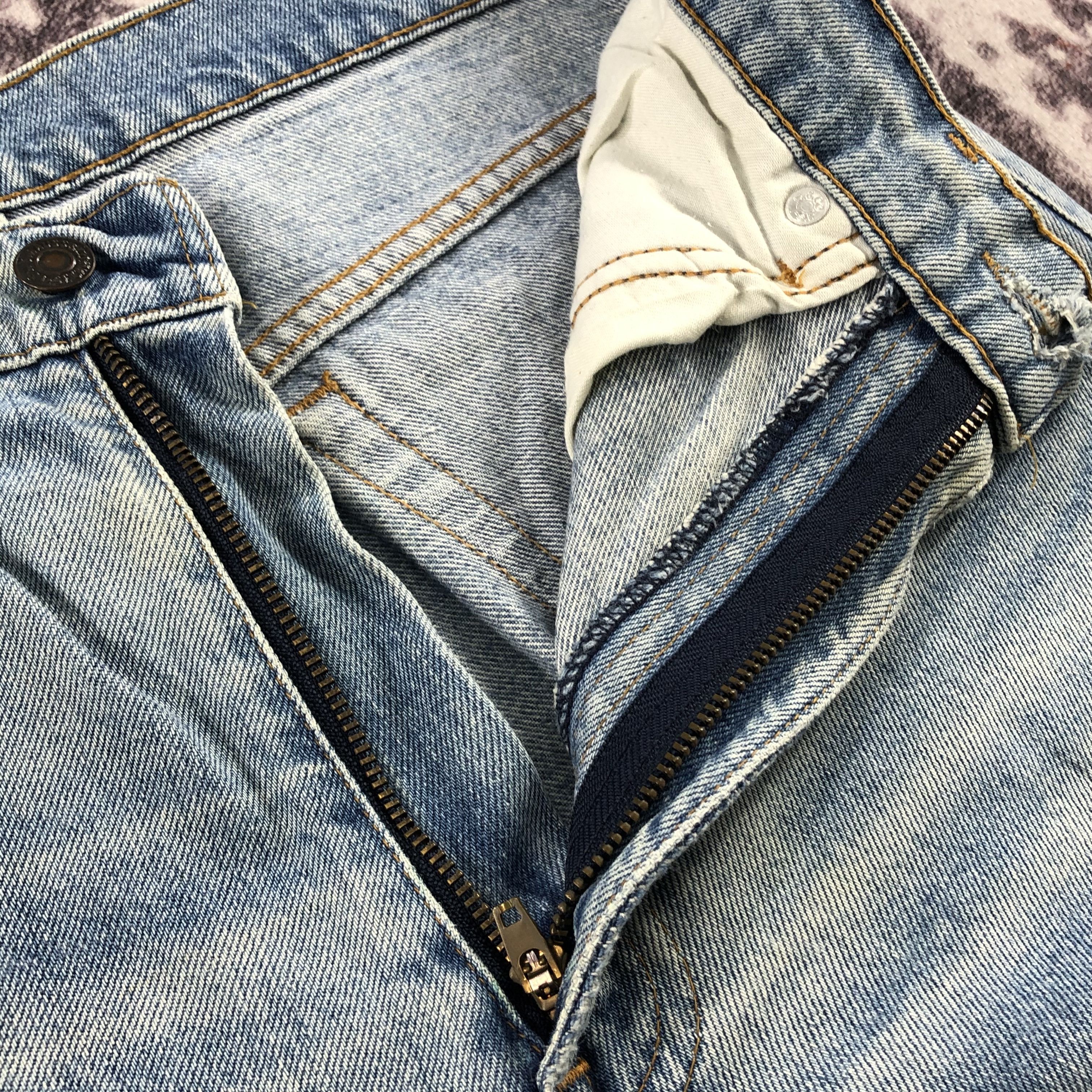 Levi's × Vintage 90s Vintage Light Wash Levis 515 Jeans-JM2784 Size US 30 / EU 46 - 12 Thumbnail