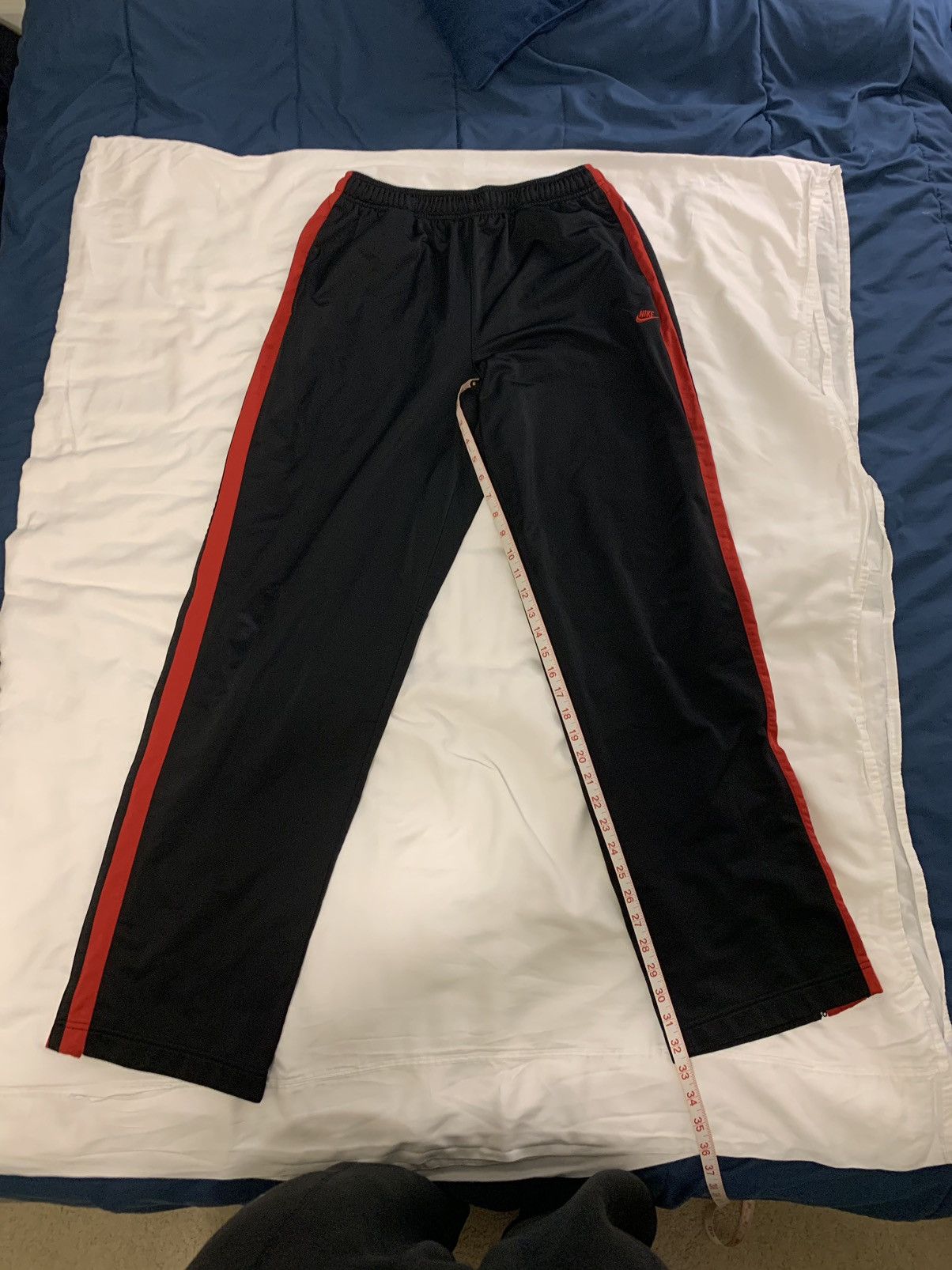 Nike VINTAGE BAGGY NIKE SWEATS Size US 32 / EU 48 - 1 Thumbnail