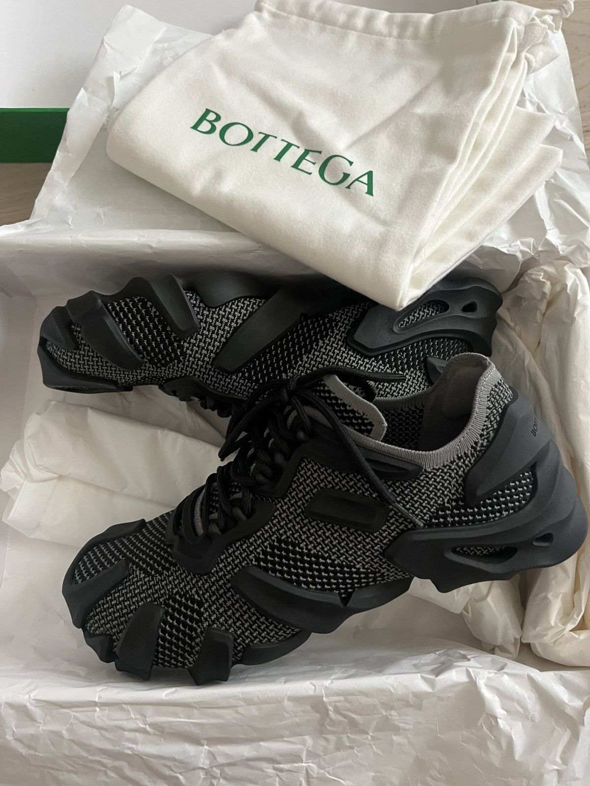 Bottega Veneta Flex Sneakers in black Size US 8 / EU 41 - 5 Thumbnail