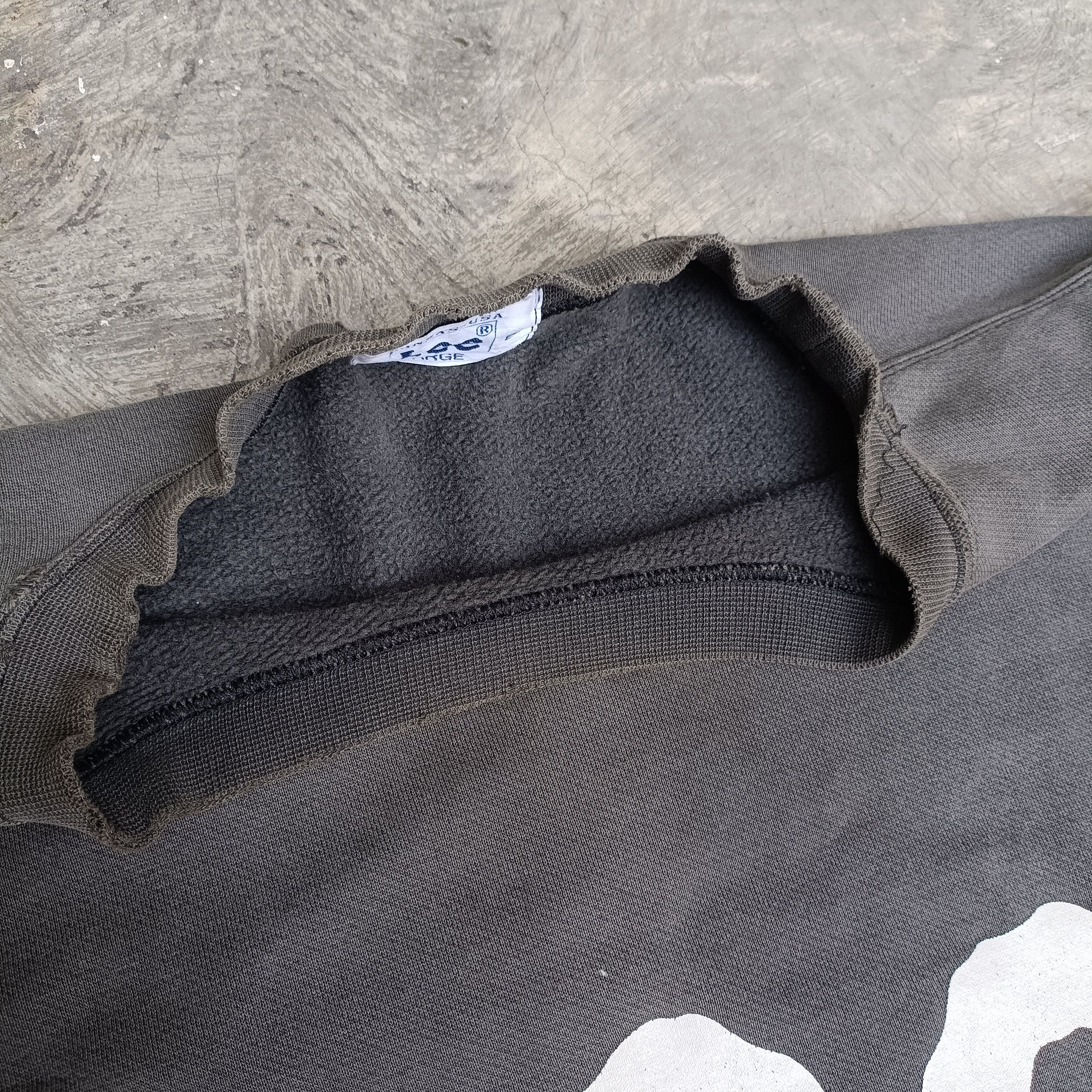 Vintage Vintage1990 Lee - Trashed Lee Sweatshirt Sunfaded Size US L / EU 52-54 / 3 - 6 Thumbnail