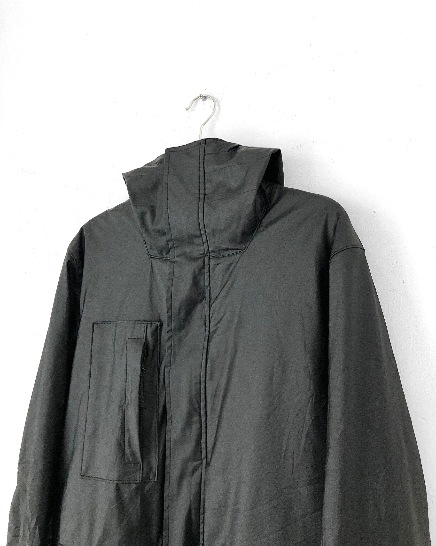 Massimo Osti 1996 A/W Massimo Osti Production Rubberized Mountain Parka Size US S / EU 44-46 / 1 - 3 Thumbnail