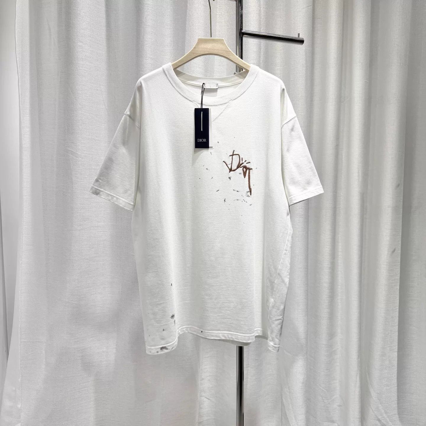 Dior DIOR x TS Graffiti Embroidered Logo White T-Shirt 3XL 99new Size US XXL / EU 58 / 5 - 1 Thumbnail