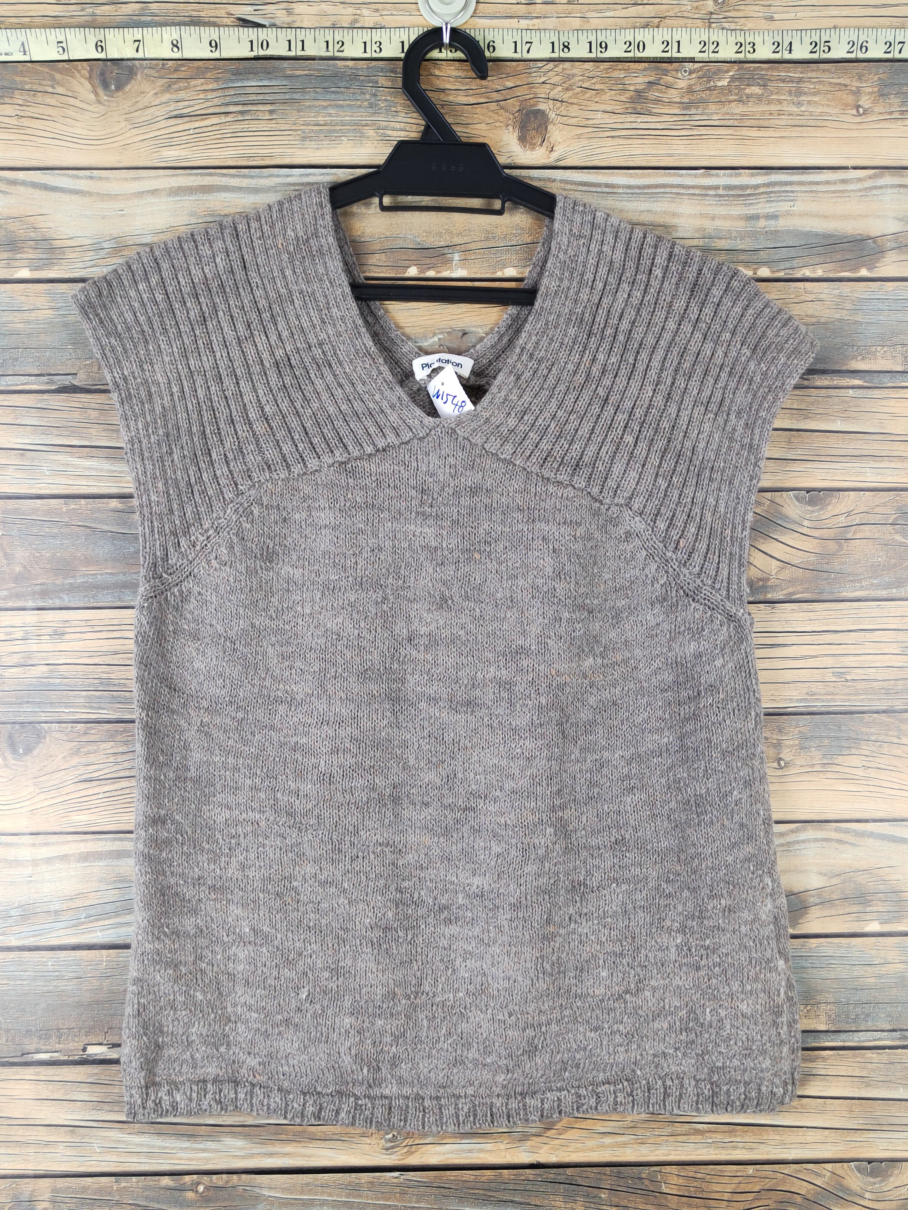 Issey Miyake D Plantation issey miyake Gray Knitwear Tank Tops #W1548 Size M / US 6-8 / IT 42-44 - 1 Thumbnail