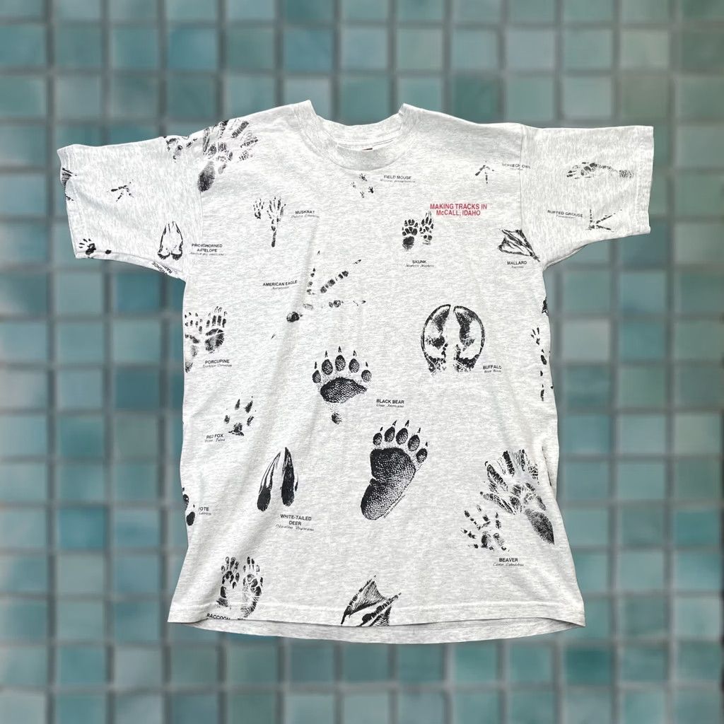 Fruit Of The Loom Fruit of the Loom Animal Tracks Shirt Mens Large Gray Nature AOP Outdoor Bushcraft Tracker Print Size US L / EU 52-54 / 3 - 1 Thumbnail