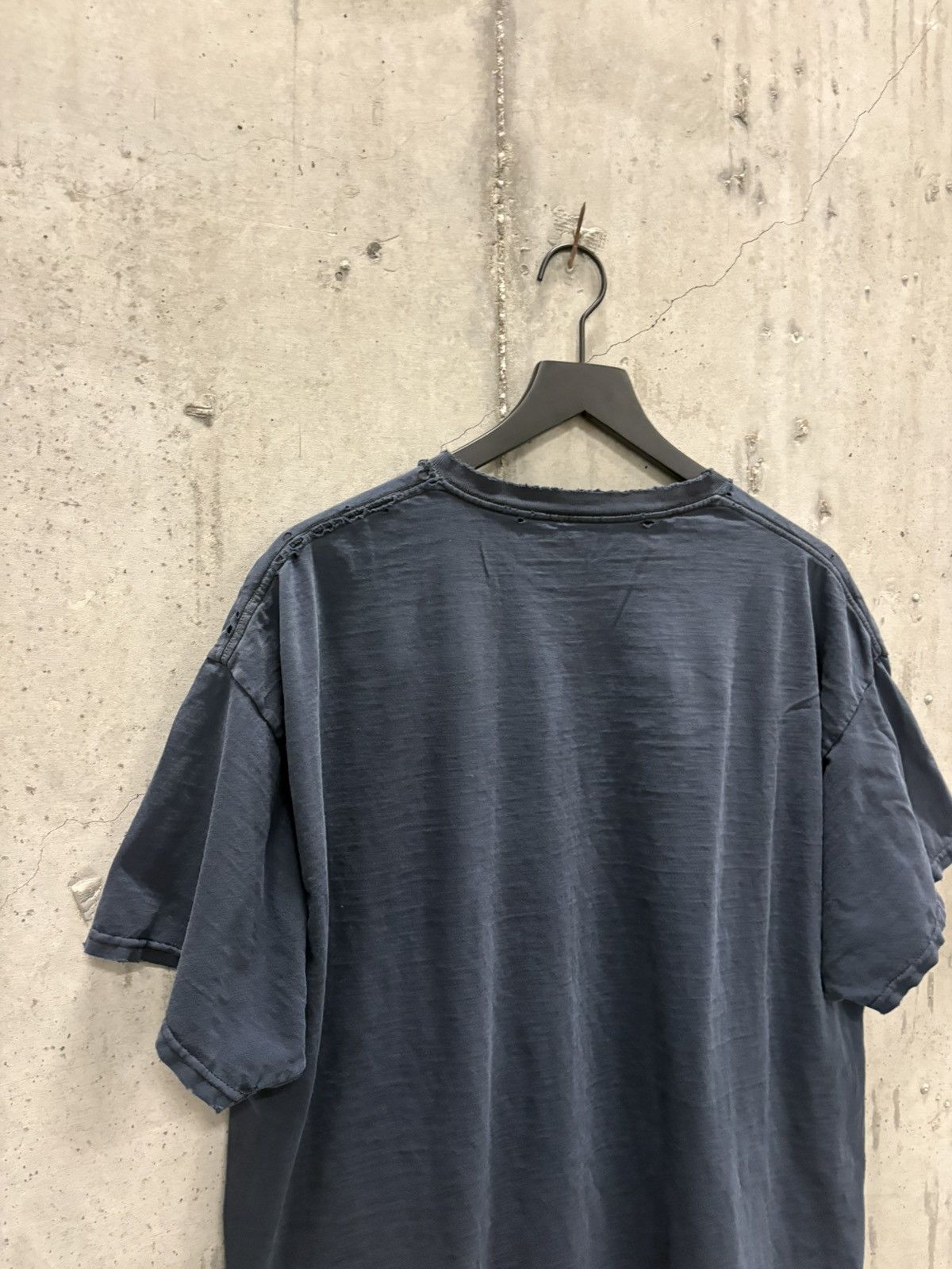 Vintage Vintage Blank Shirt Thrash Fade Distressed Grunge Band Boxy Size US XXL / EU 58 / 5 - 5 Thumbnail