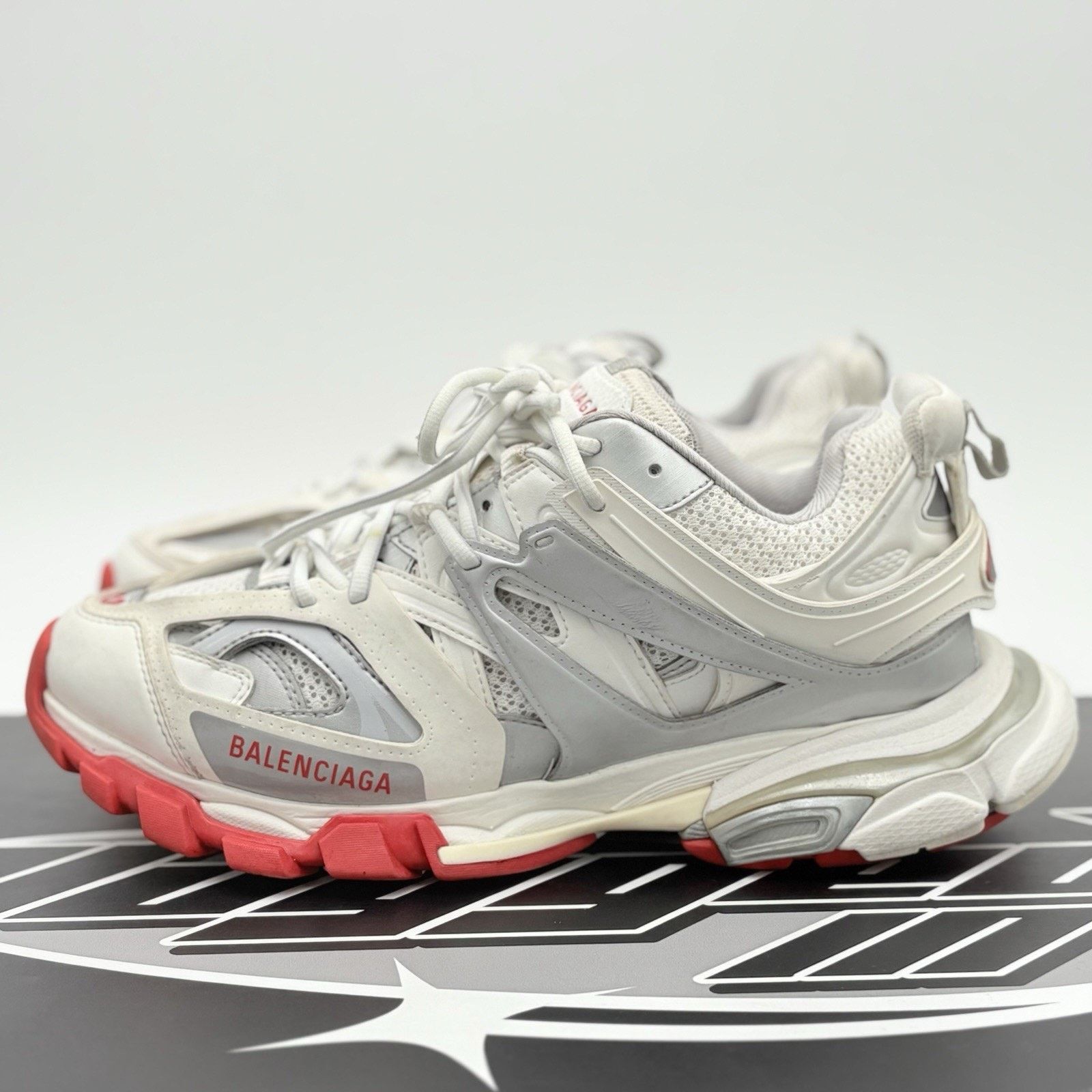 Balenciaga Balenciaga Track Sneaker ' White Red ' | SUPER CLEAN! Size US 9 / EU 42 - 1 Thumbnail