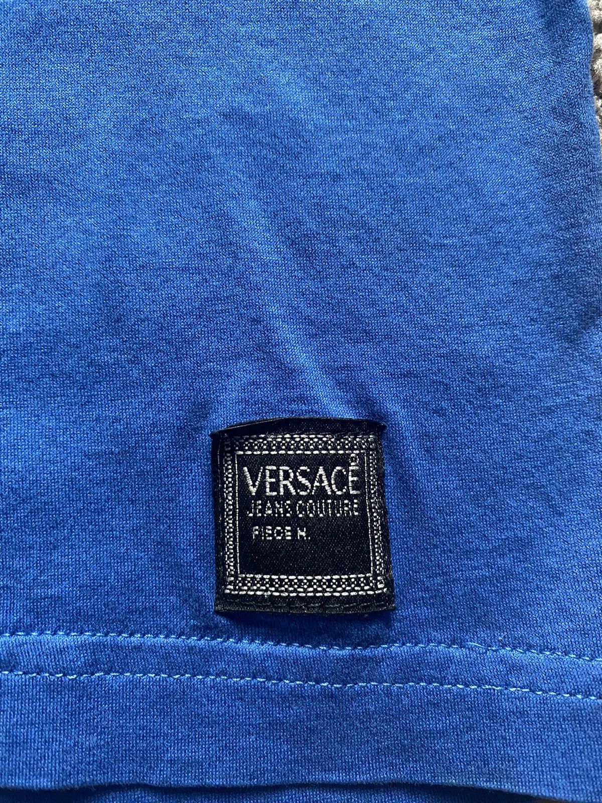 Versace × Vintage Vintage Versace Tee Shirt Size US M / EU 48-50 / 2 - 7 Thumbnail