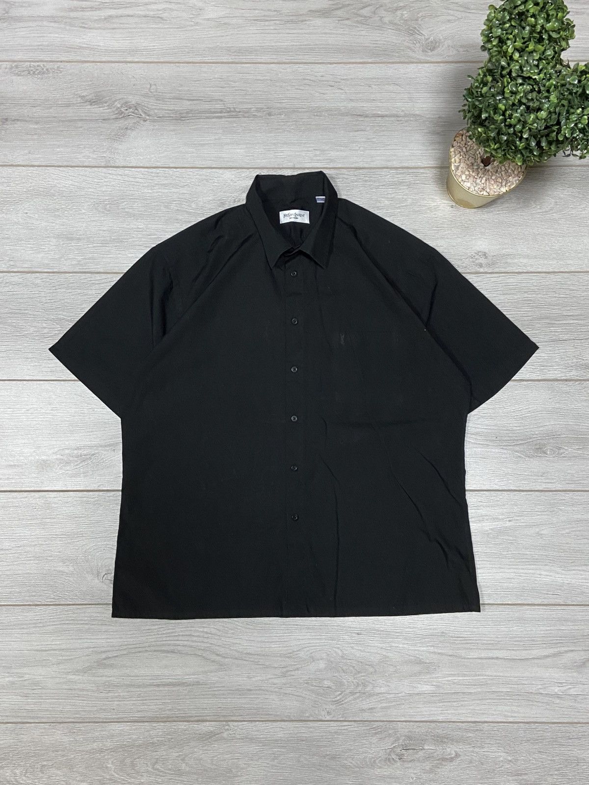 Yves Saint Laurent Yves Saint Laurent buttons shirt Size US M / EU 48-50 / 2 - 1 Thumbnail