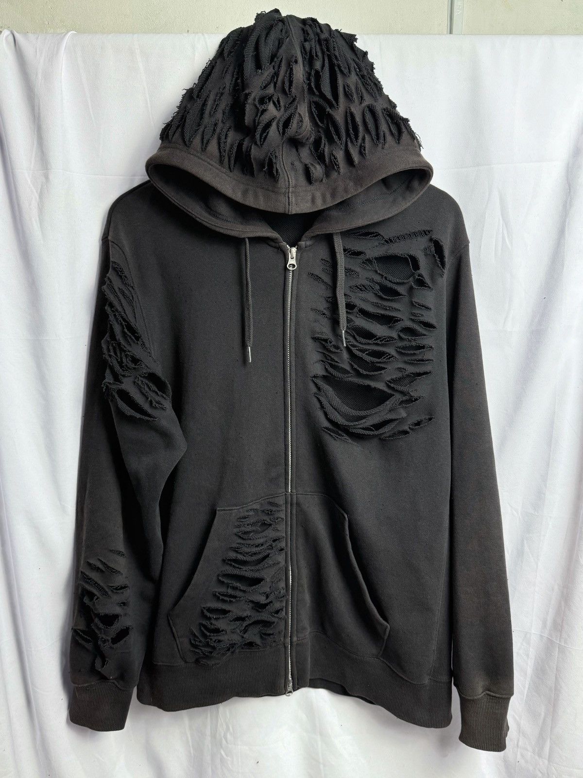 Beauty Beast Distressed Japanese Hoodie GU Black Faded lgb ifsix style Size US XL / EU 56 / 4 - 2 Thumbnail