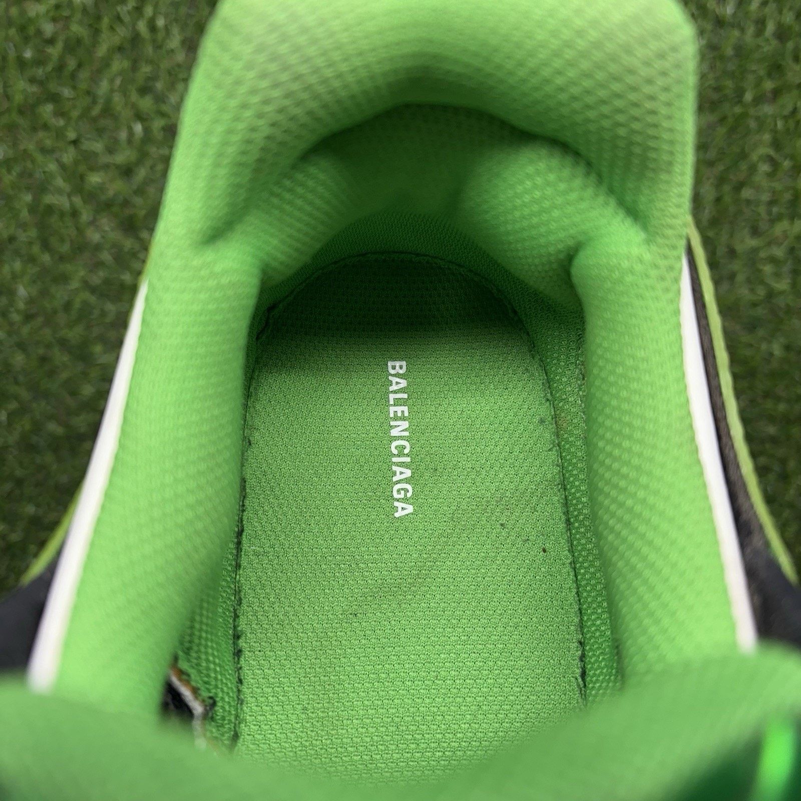 Balenciaga Balenciaga Track 2 Trainer ' White Green ' | GREAT COND! Size US 10 / EU 43 - 19 Thumbnail
