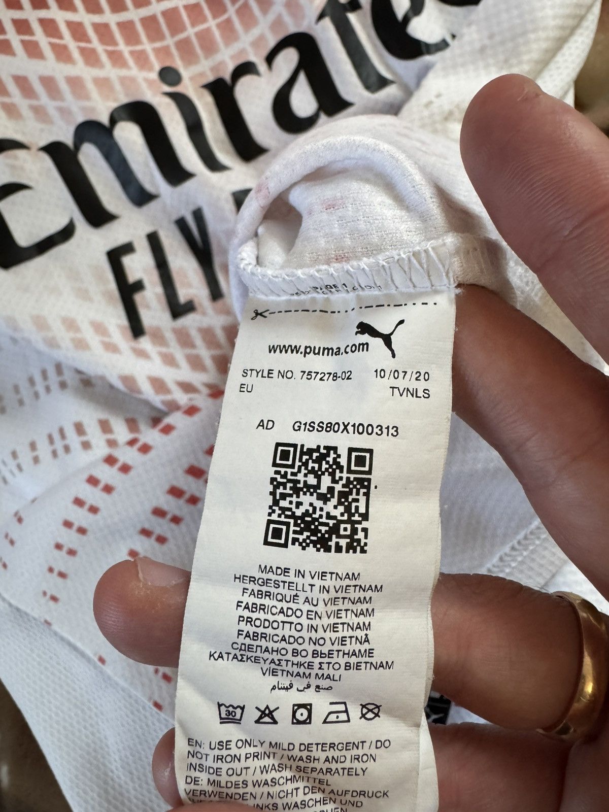 Puma Milan 2020-2021 Away Soccer Jersey Football Kit Shirt Size US S / EU 44-46 / 1 - 16 Thumbnail