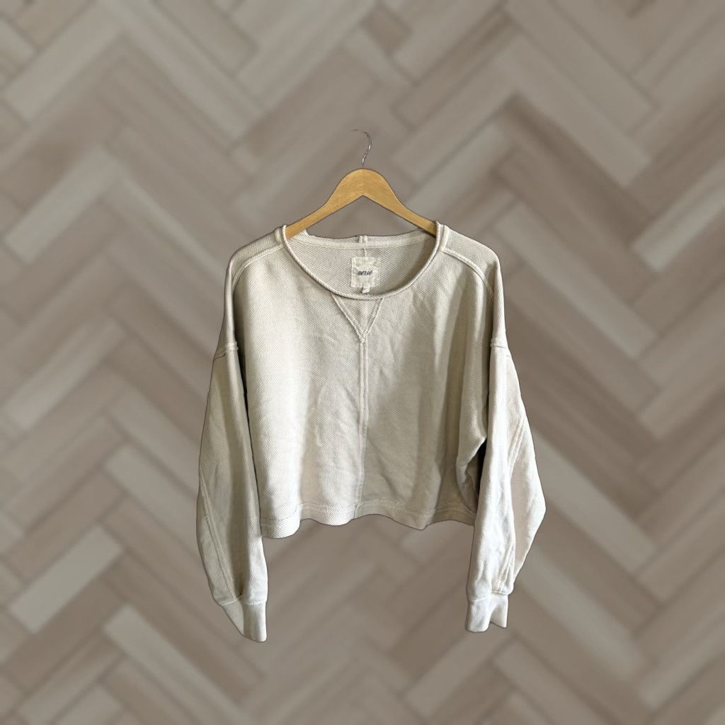 Vintage Aerie Womens Sweatshirt Beige Long Sleeve Oversized Size M Pullover Shirt Size M / US 6-8 / IT 42-44 - 1 Thumbnail