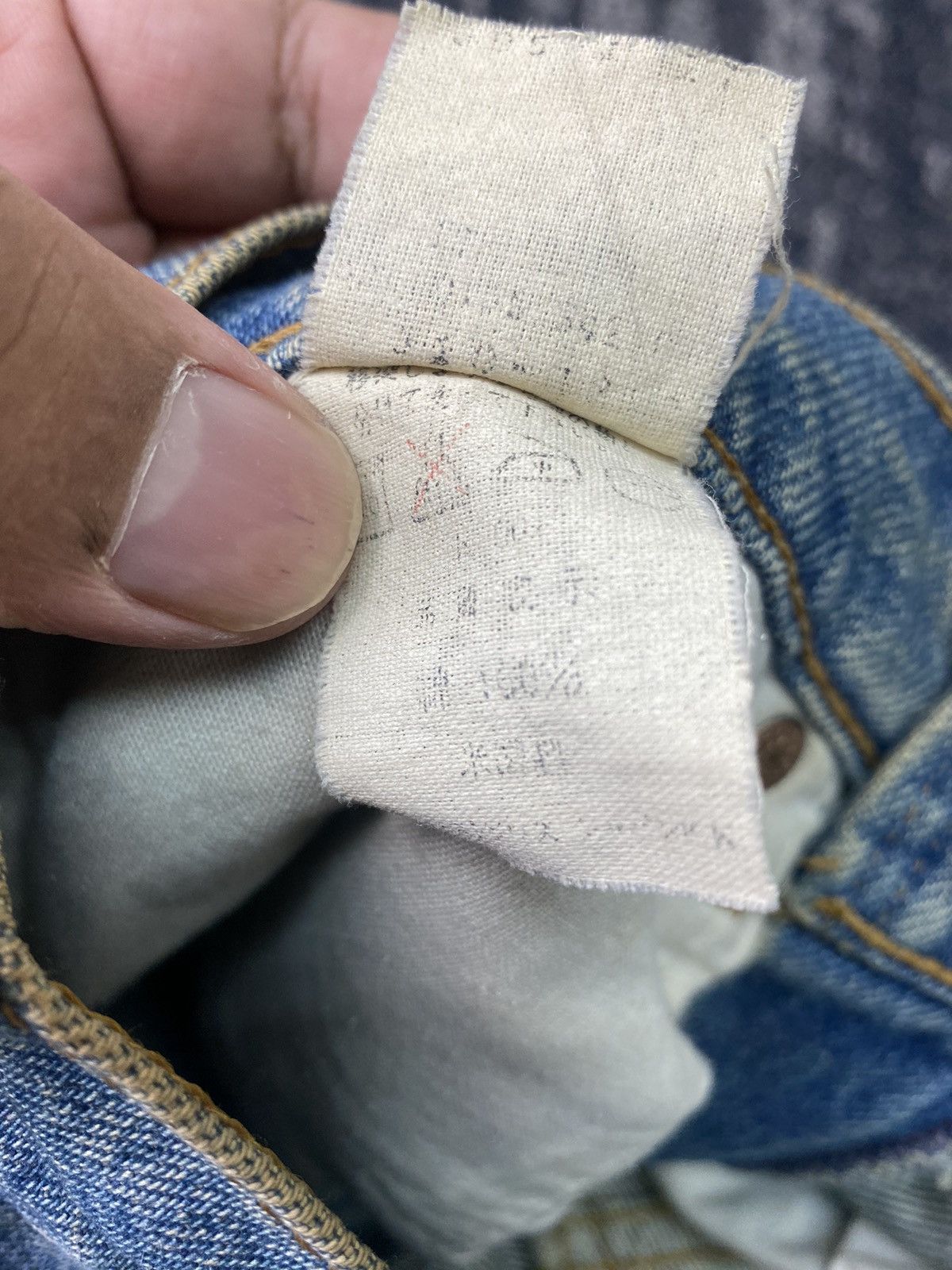 Levi's Vintage Levi’s Distressed Jeans Size US 30 / EU 46 - 17 Thumbnail