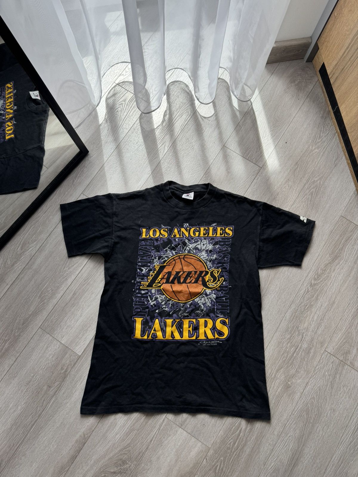 NBA × Vintage Vintage Los Angeles Lakers NBA 1990 L Size T Shirt Size US L / EU 52-54 / 3 - 1 Thumbnail