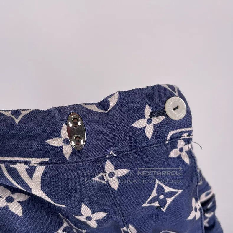 Louis Vuitton Louis Vuitton Mulberry silk shorts Size US 36 / EU 52 - 6 Thumbnail
