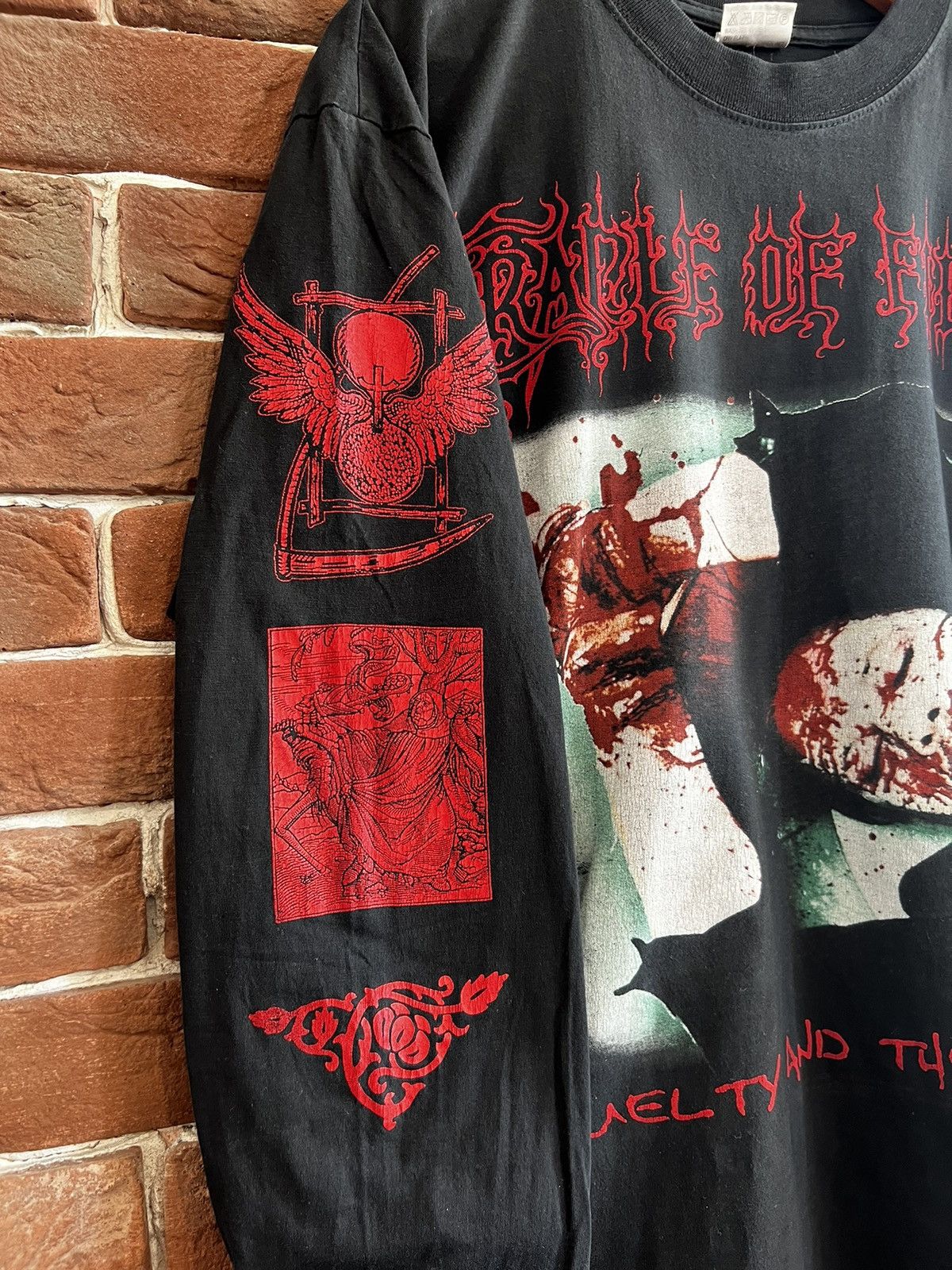 Band Tees Vintage 90s Cradle of Filth Cruelty Priest Metal Band Tshirt Size US XL / EU 56 / 4 - 4 Thumbnail