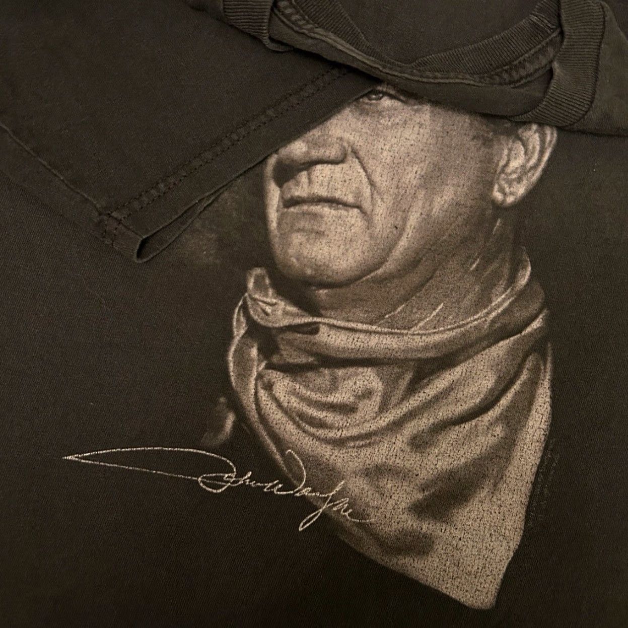 Vintage VINTAGE 90s John Wayne The Duke VTG 2007 Shirt Mens XL Black Short Sleeve Movie Cowboy Classic USA Hip Hop Shirt Size US XL / EU 56 / 4 - 2 Thumbnail