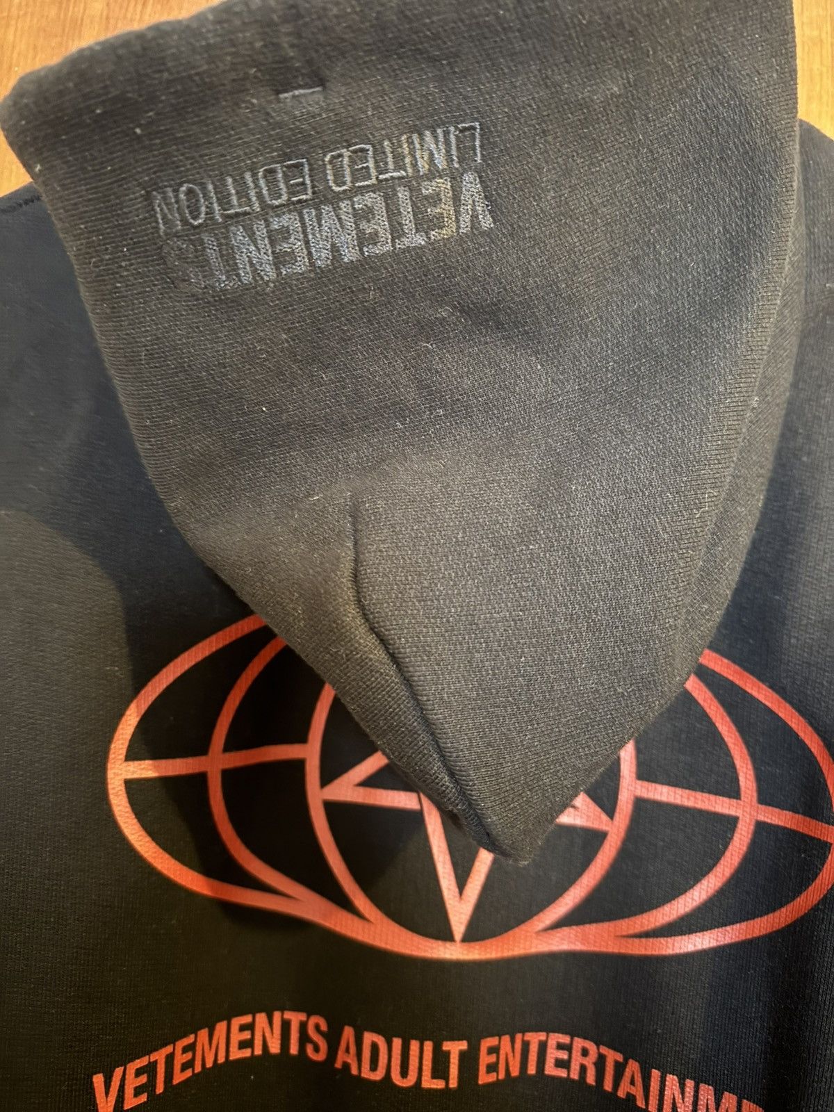 Vetements VETEMENTS Restricted Size US S / EU 44-46 / 1 - 3 Thumbnail