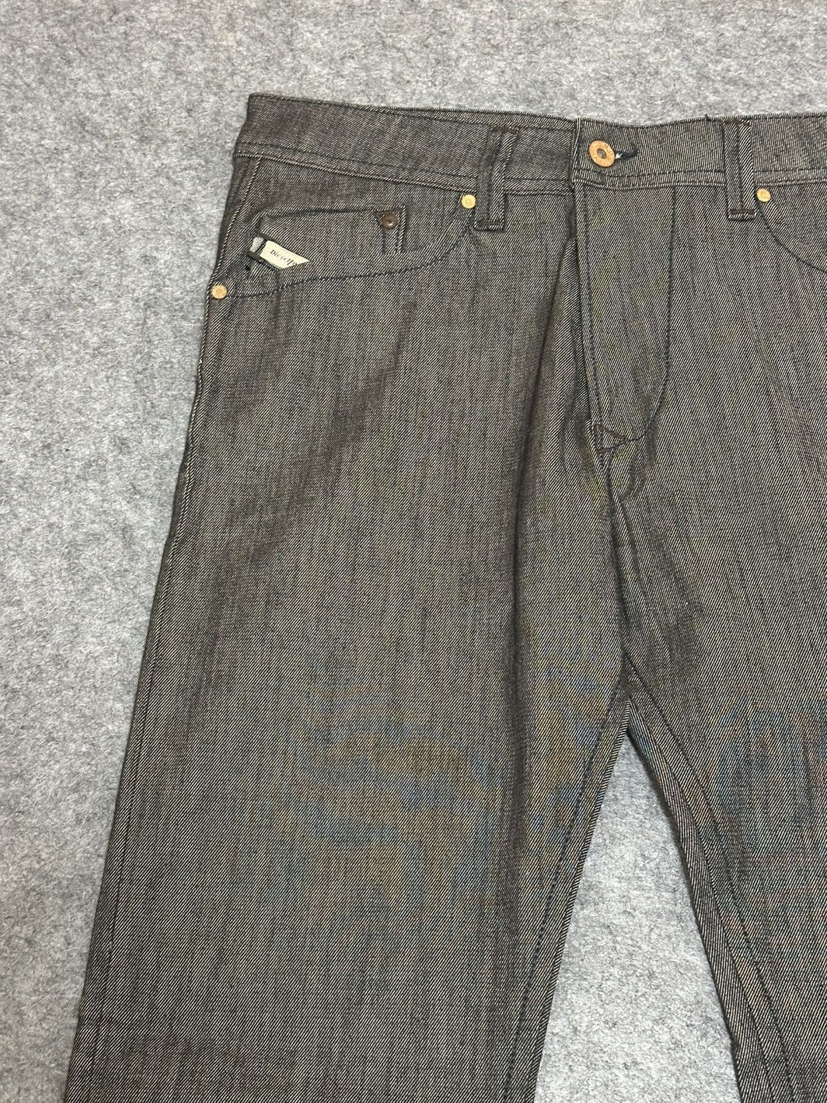 Diesel Diesel Darron jeans in a dark gray. Size US 32 / EU 48 - 4 Thumbnail