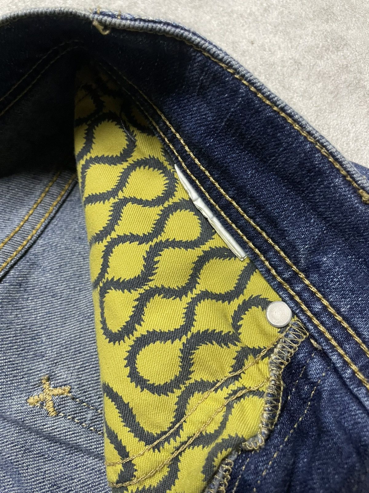 Lee × Vivienne Westwood Vivienne x Lee 2005 — twisted punk cutoffs archive heat Size US 29 - 16 Thumbnail