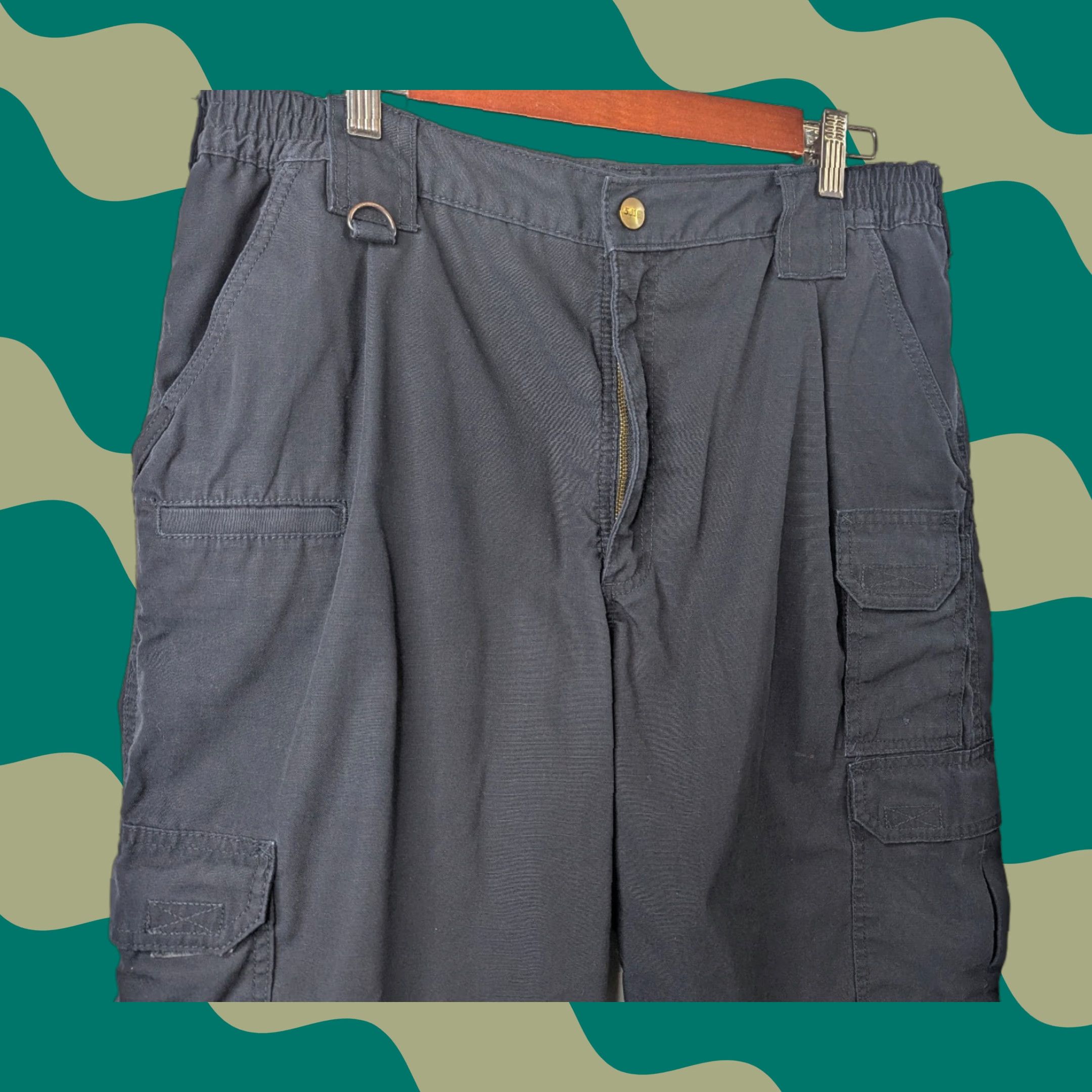 Vintage 5.11 Tactical Taclite Pro Pants Cargo Pocket Navy 36W x 32L Men Regular 5.11 Taclite Pro Pants Size US 36 / EU 52 - 1 Thumbnail