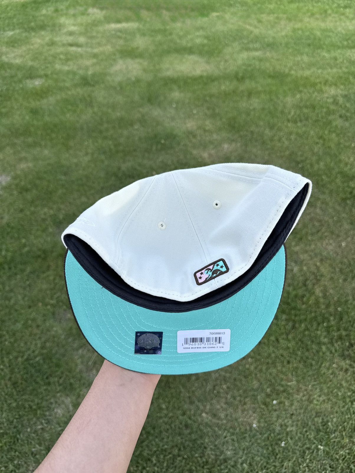 MLB × New Era Buffalo Bisons Chrome White/Walnut - Cap City - 7 1/4 Size ONE SIZE - 3 Thumbnail