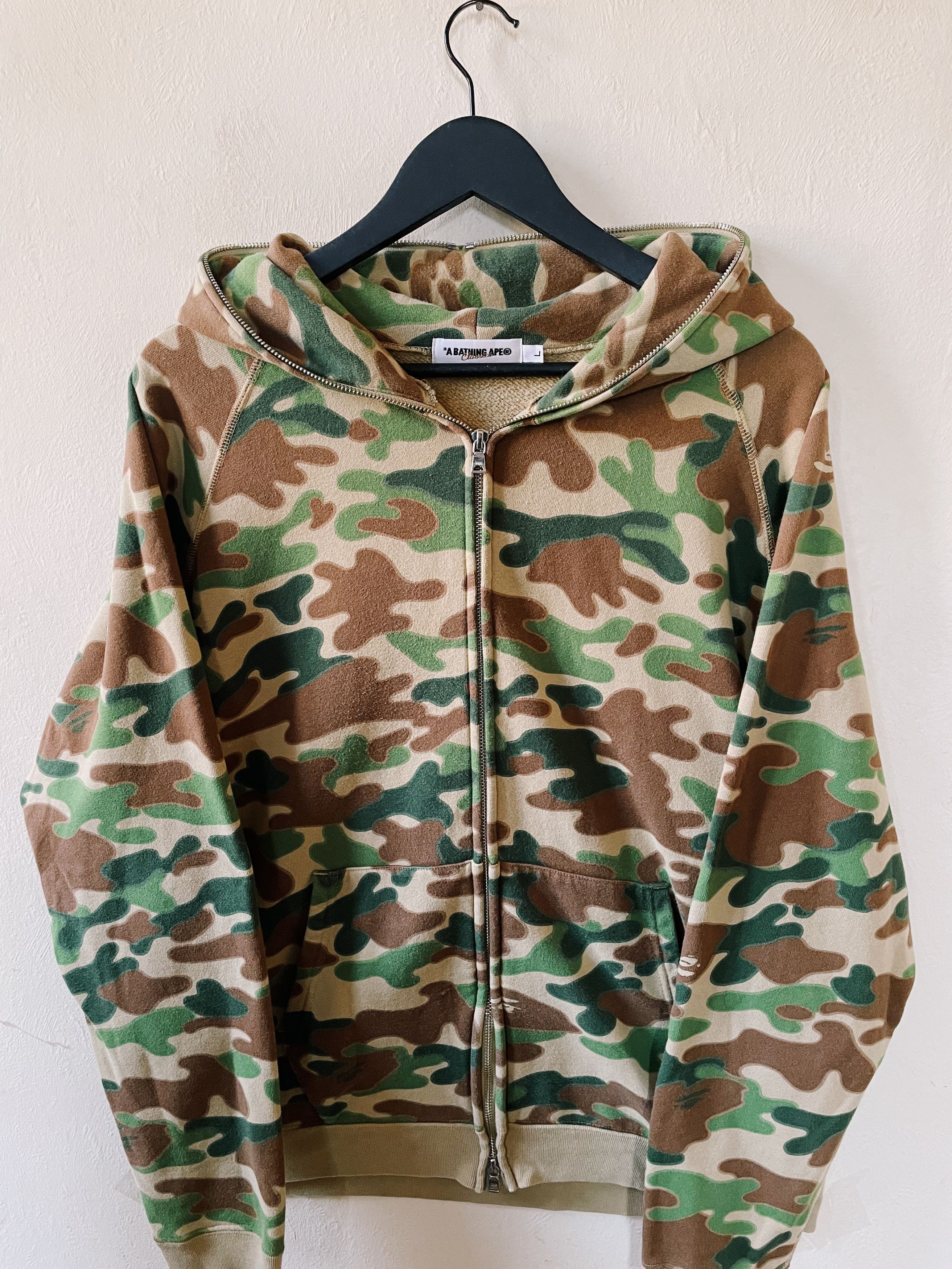 Bape Vintage Y2K Bape A Bathing Ape Puzzle Camo Full zip Hoodie Size US L / EU 52-54 / 3 - 1 Thumbnail