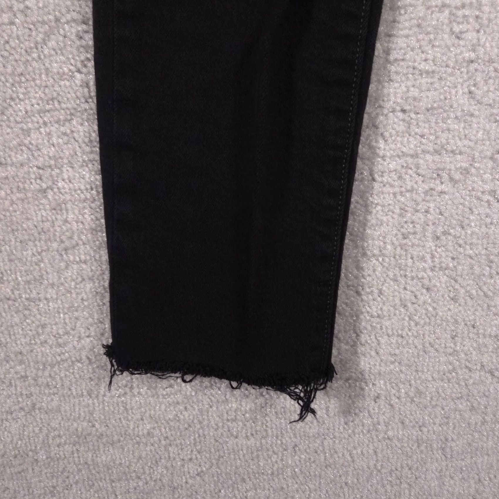 Levi's Levi's Wedgie Jeans Womens 24 Black High Rise Tapered Distressed Denim Raw Hem Jeans Women 24 Slim Straight 27in Inseam Size 42" / US 20 - 6 Thumbnail
