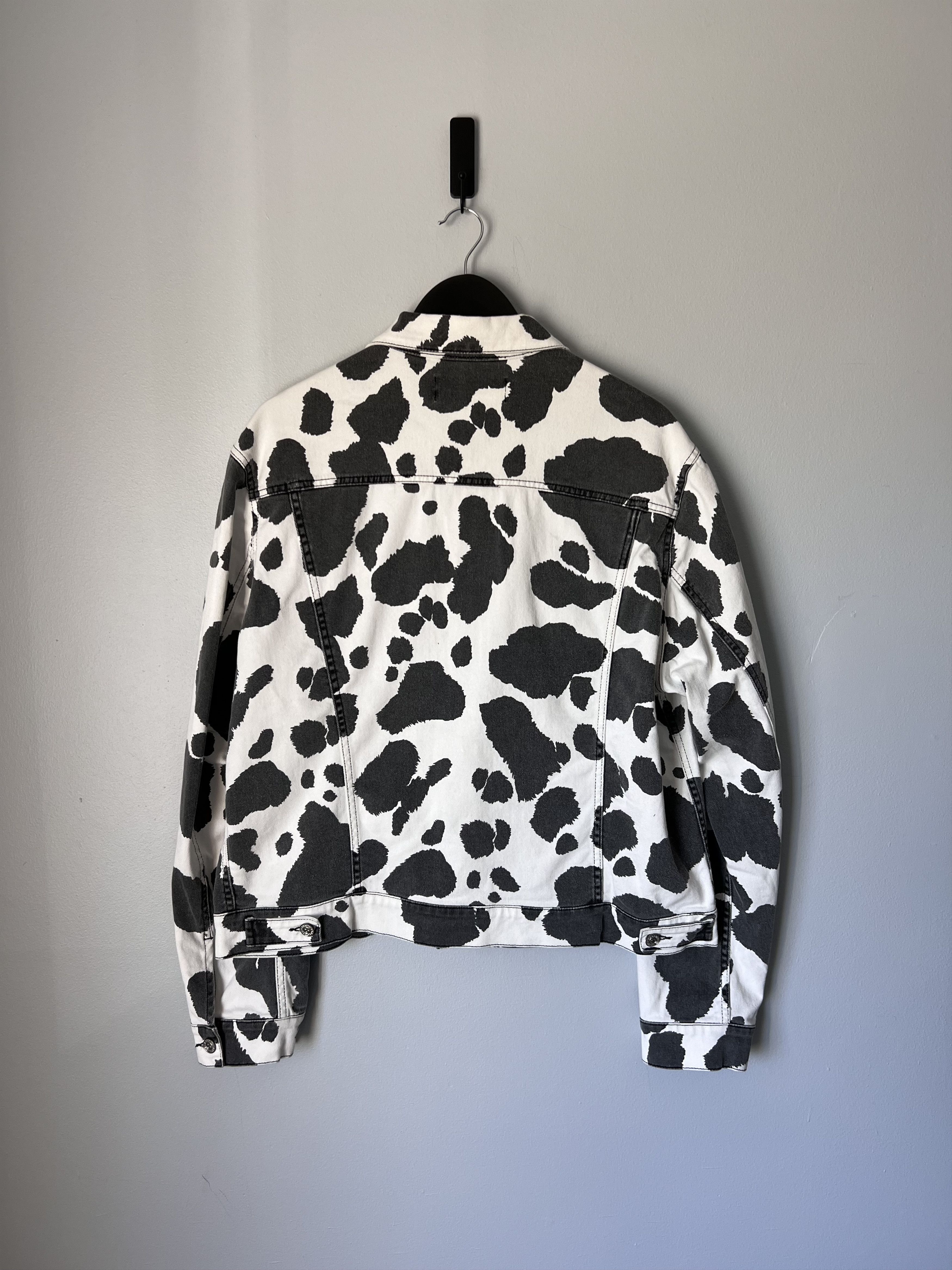 Jeremy Scott Jeremy Scott Cow Print Denim Jacket in White Black Size US M / EU 48-50 / 2 - 5 Thumbnail